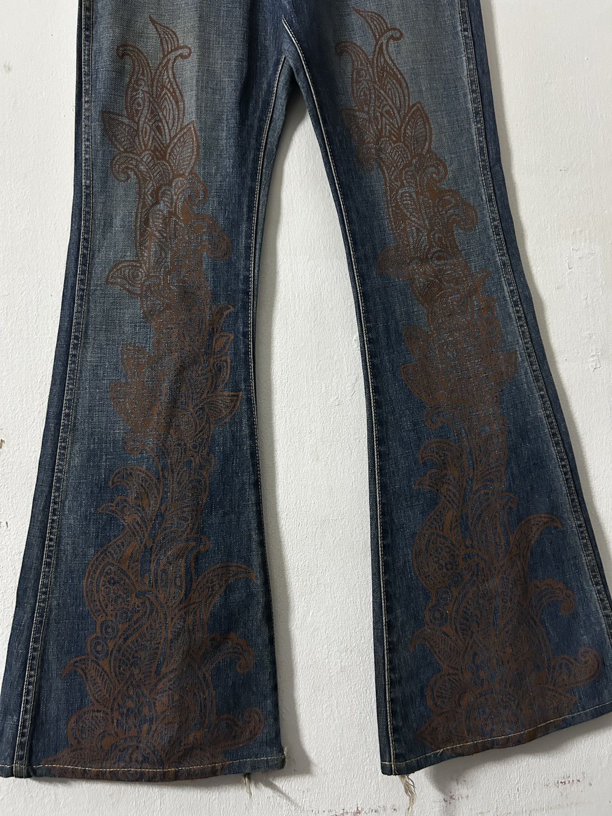 Tornado Mart Dear Heart by BISON flare jeans sick tribal design Size 28" / US 6 / IT 42 - 3 Thumbnail