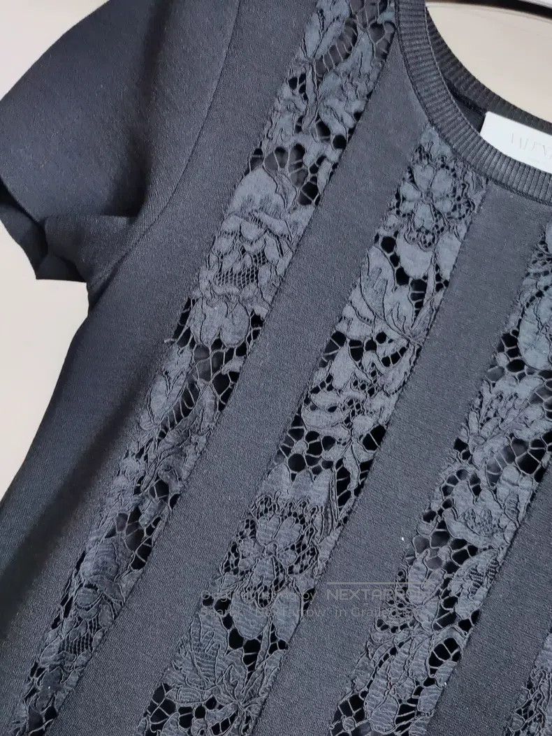 Valentino Valentino Black + lace Size XS / US 0-2 / IT 36-38 - 3 Thumbnail