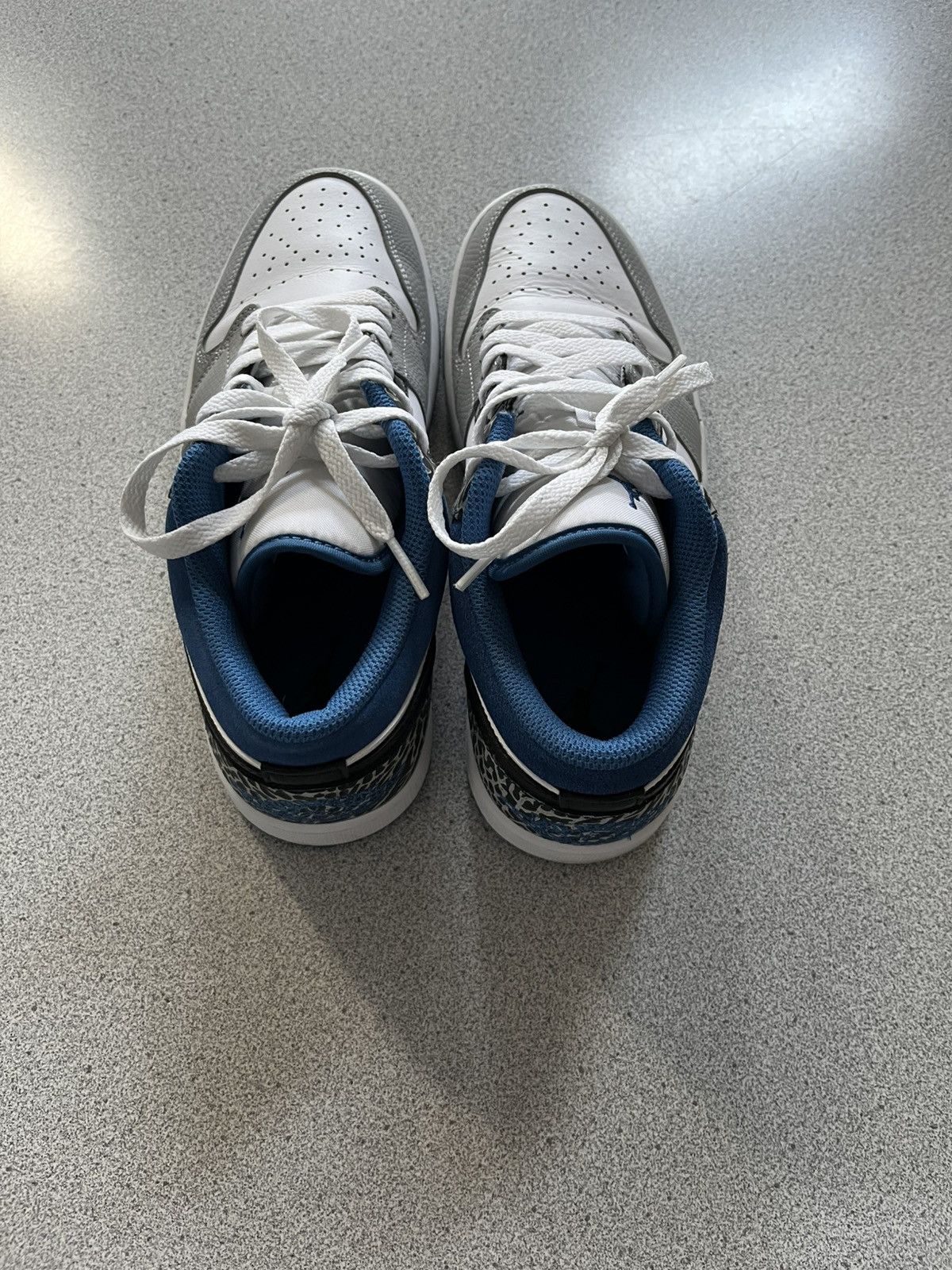 Nike Air Jordan 1 low SE True Blue Size US 8 / EU 41 - 3 Thumbnail