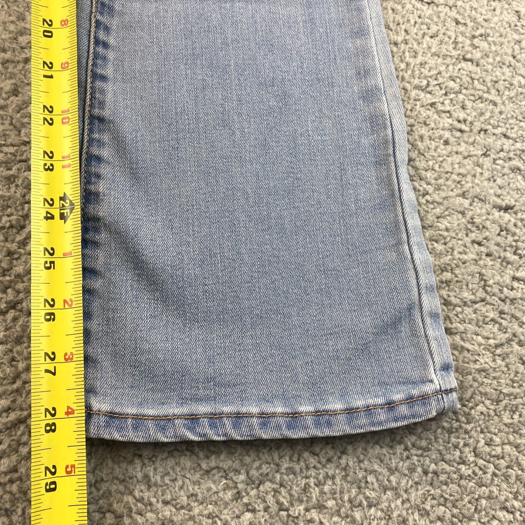 Lucky Brand Lucky Brand Jeans Women's 30X28 Slim Fit Distressed Blue Denim 90s Retro Size 30" / US 8 / IT 44 - 6 Thumbnail