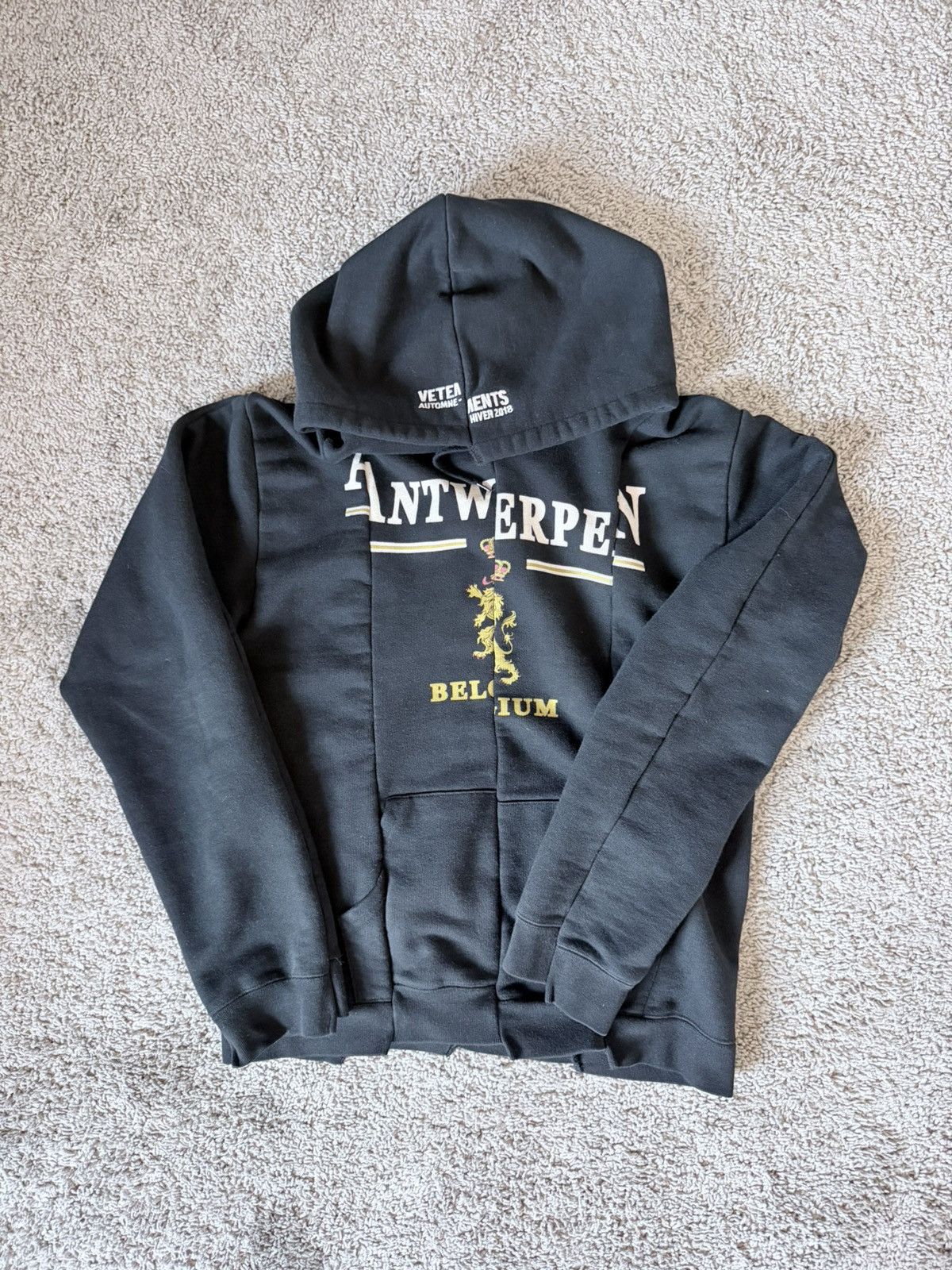Vetements AW17 Vetements Antwerp Deconstructed Split Hoodie Grey