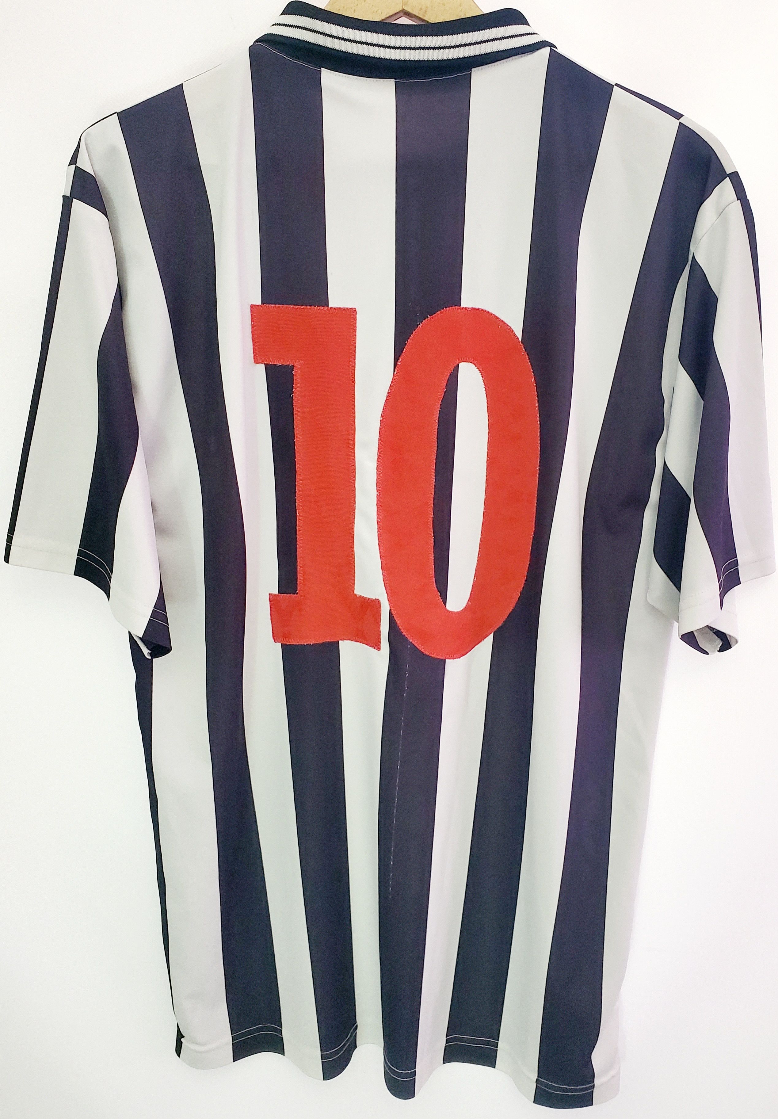 Vintage Vintage Besiktas Home soccer shirts size L Size US L / EU 52-54 / 3 - 3 Thumbnail