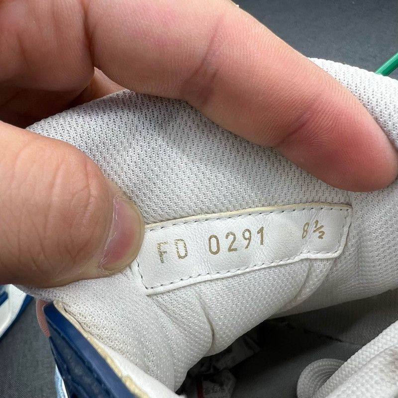 Louis Vuitton Louis Vuitton Denim and Leather Low-Top Trainers Size US 6 / IT 36 - 5 Thumbnail