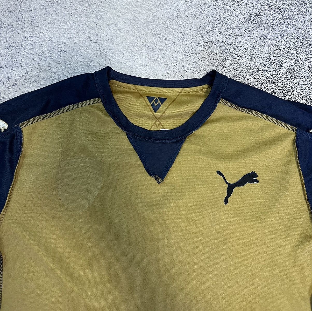 Puma Puma Arsenal 2015/2016 Jersey #15 Chamberlain Premier League Size US S / EU 44-46 / 1 - 8 Thumbnail
