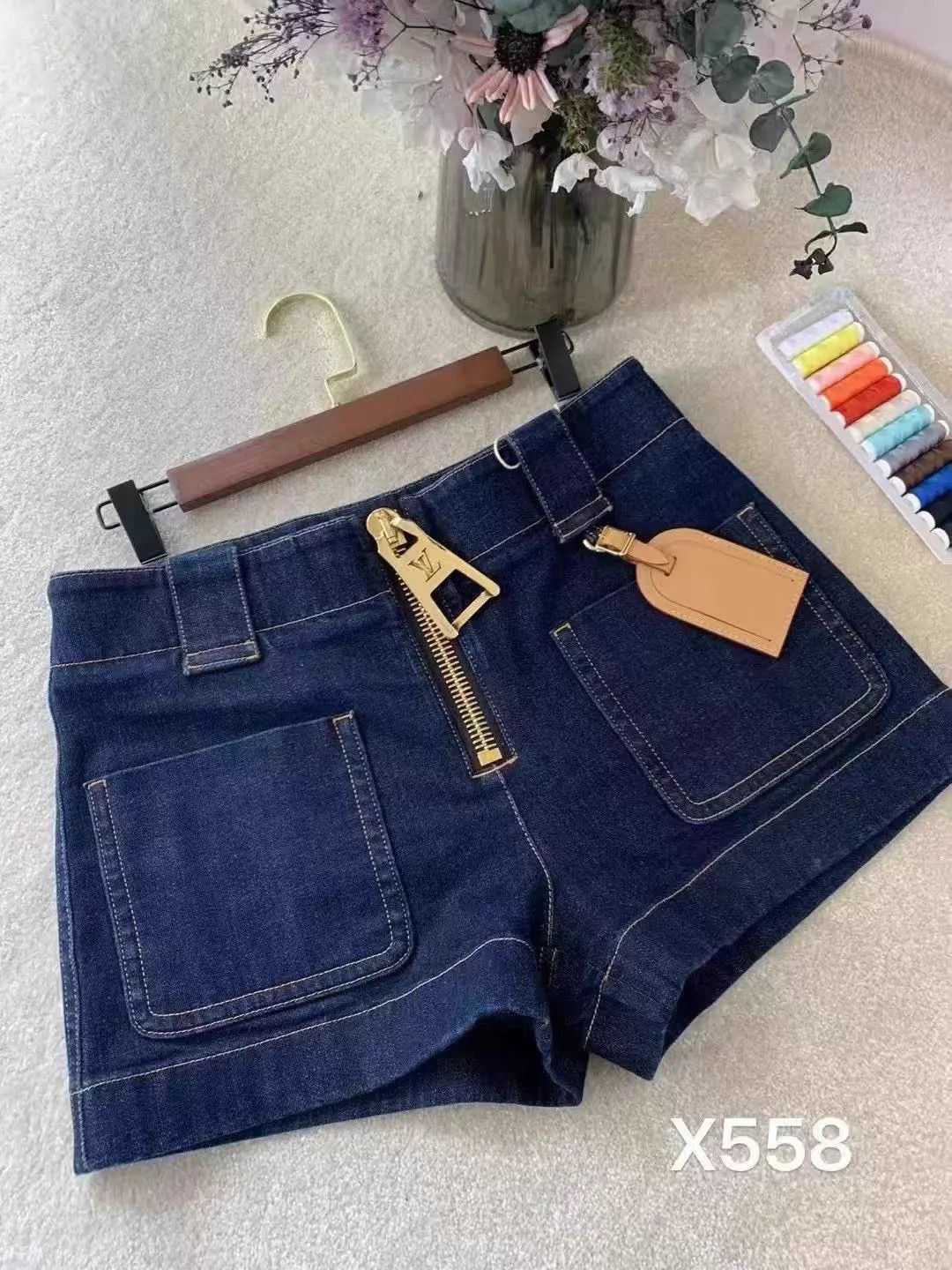 Louis Vuitton LV Denim Mini Shorts 40 Size 28" / US 6 / IT 42 - 1 Thumbnail