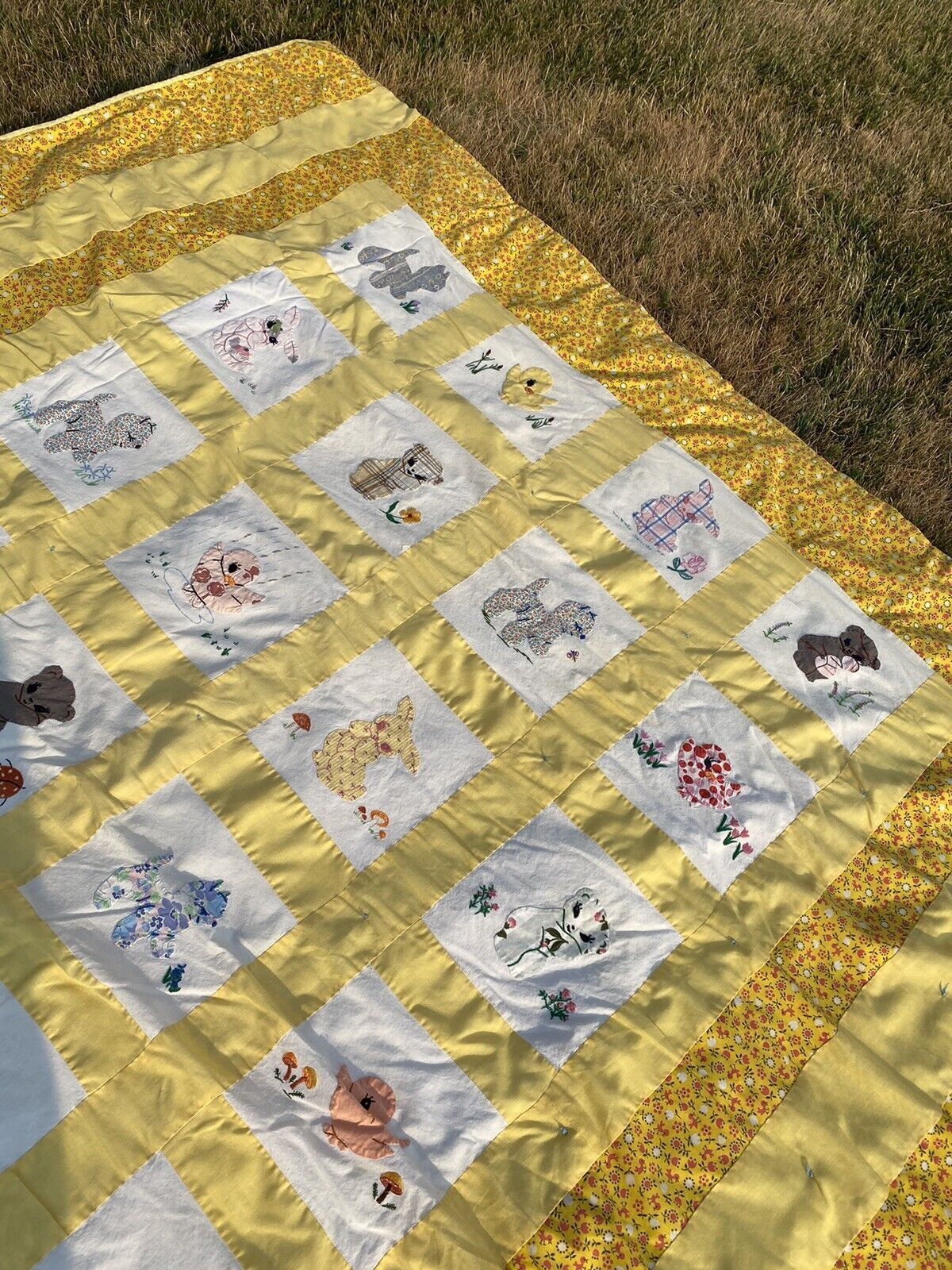 Other Vintage Homemade Patchwork Quilt Animals 70 x 80 in. Size ONE SIZE - 5 Thumbnail