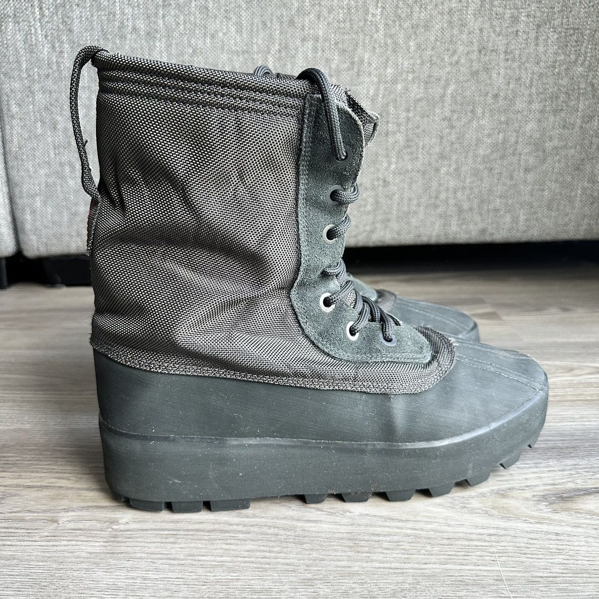 Yeezy 2015 Yeezy 950 Pirate Black Boots Size 11 OG Box Adidas Size US 11 / EU 44 - 2 Thumbnail