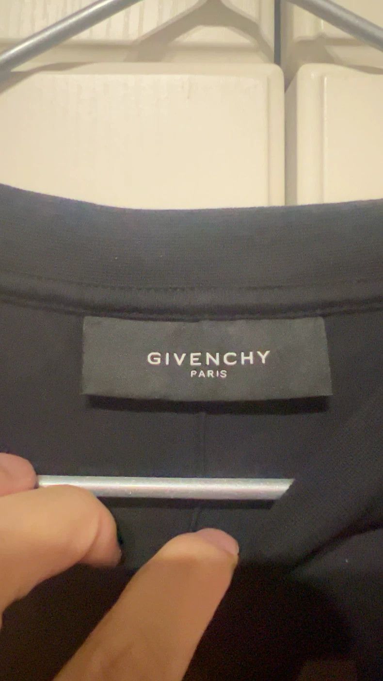 Givenchy Givenchy Short-sleeved T-shirt, black with '74' and 'SATA' Size US XS / EU 42 / 0 - 3 Thumbnail