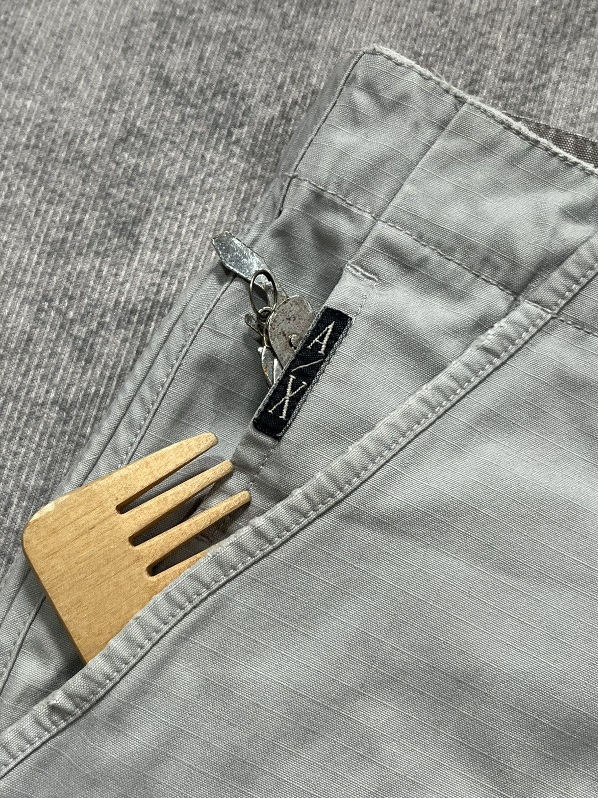 Armani Exchange × Vintage Armani Exchange Vintage ripstop shorts light grey Size US 32 / EU 48 - 3 Thumbnail