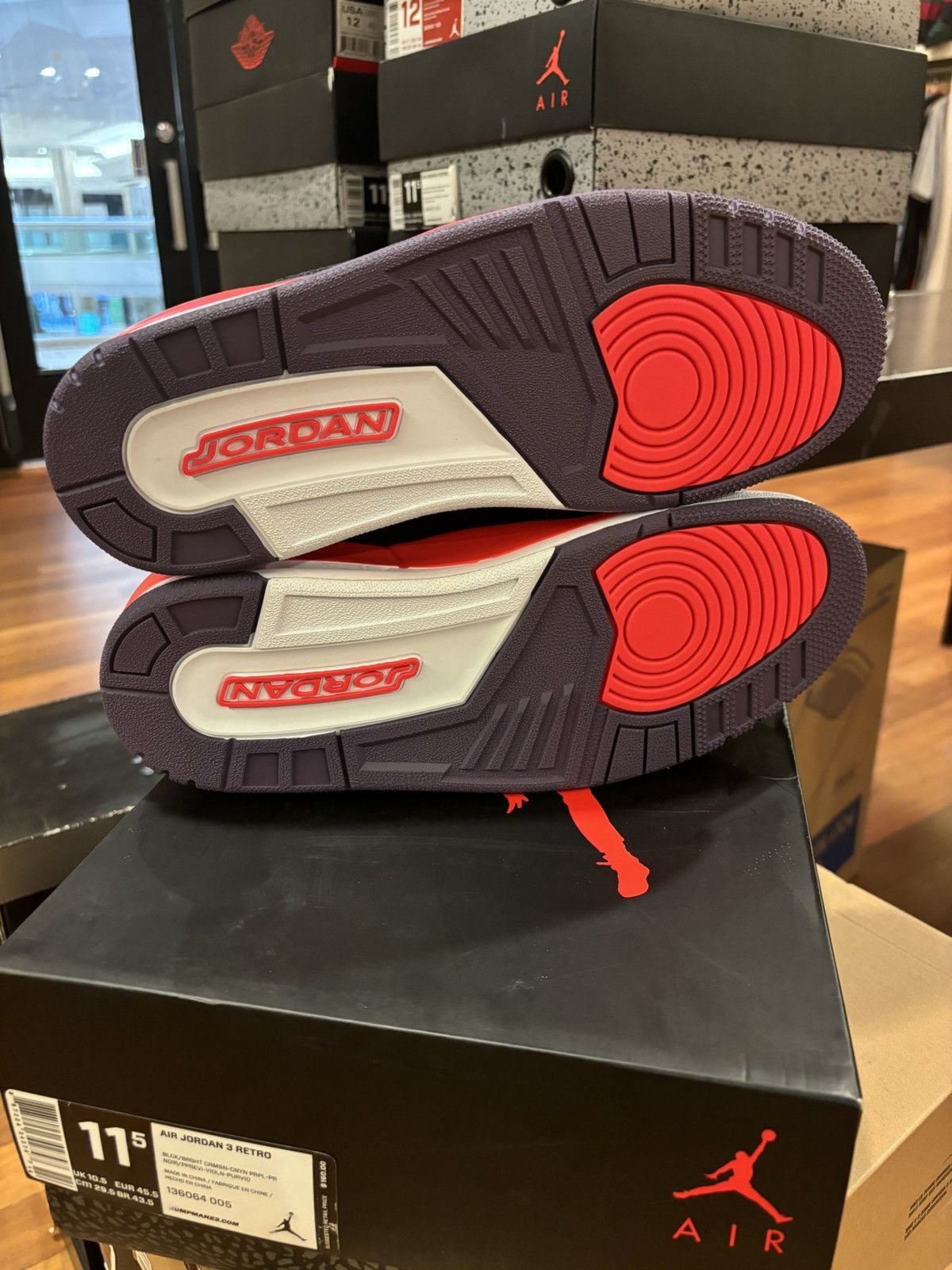 Jordan Brand Jordan 3 retro ‘crimson’ Size US 11.5 / EU 44-45 - 7 Thumbnail