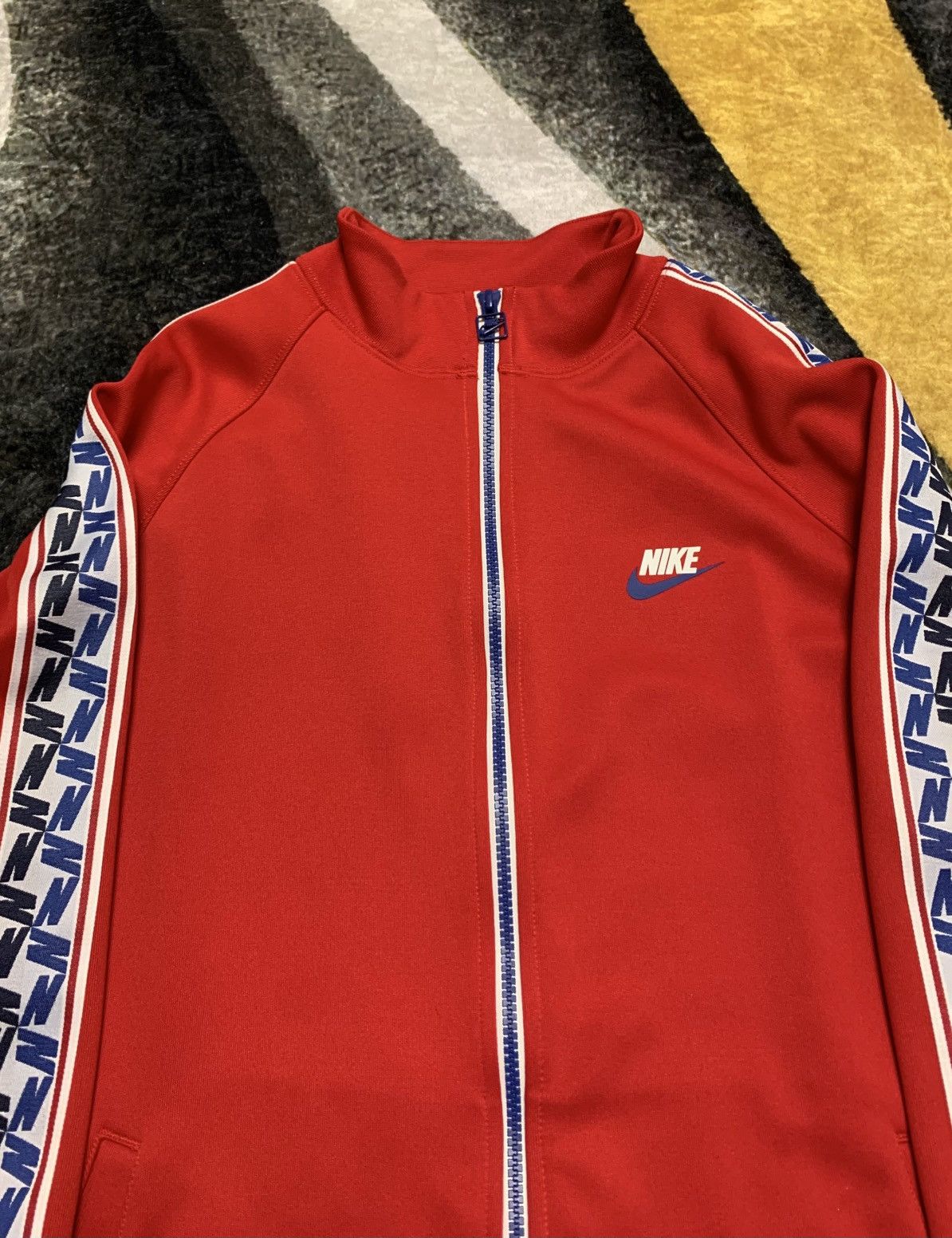 Nike Nike Sweater Zip Up Size ONE SIZE - 2 Thumbnail