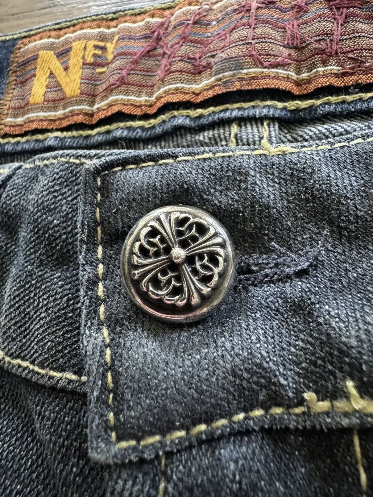 Chrome Hearts Chrome Hearts Notify Custom Gold Leather Cross Patch Denim Size 27" / US 4 / IT 40 - 10 Thumbnail