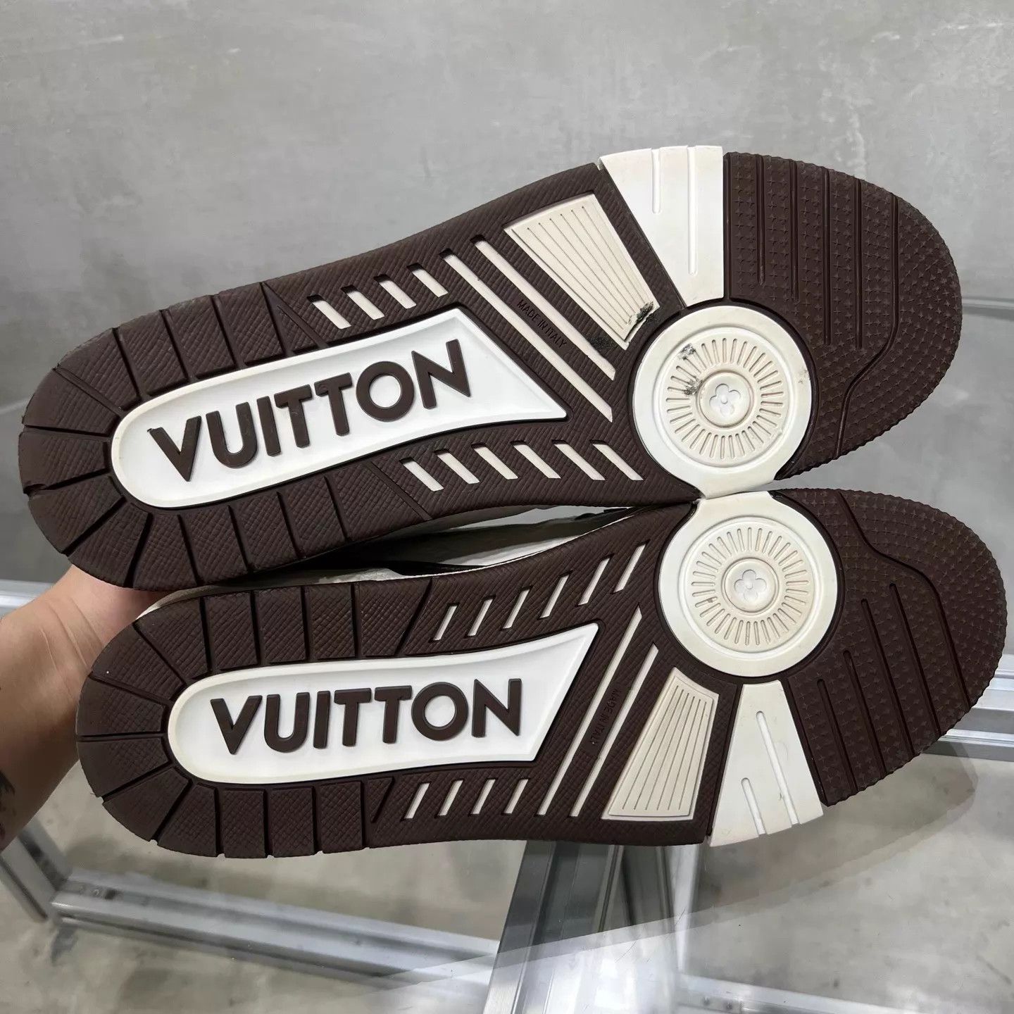 Louis Vuitton LV Trainer Tyler Cream 42.5 YH25919 Size US 9.5 / EU 42-43 - 7 Thumbnail