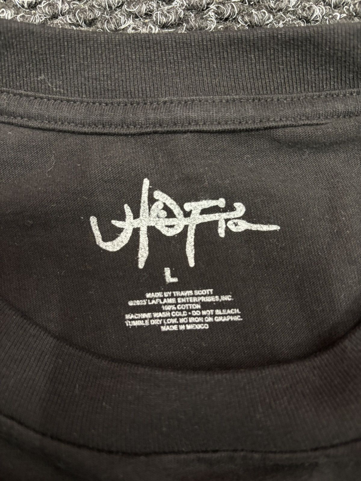 Travis Scott Travis Scott Utopia IV Tee Black Size US L / EU 52-54 / 3 - 3 Thumbnail