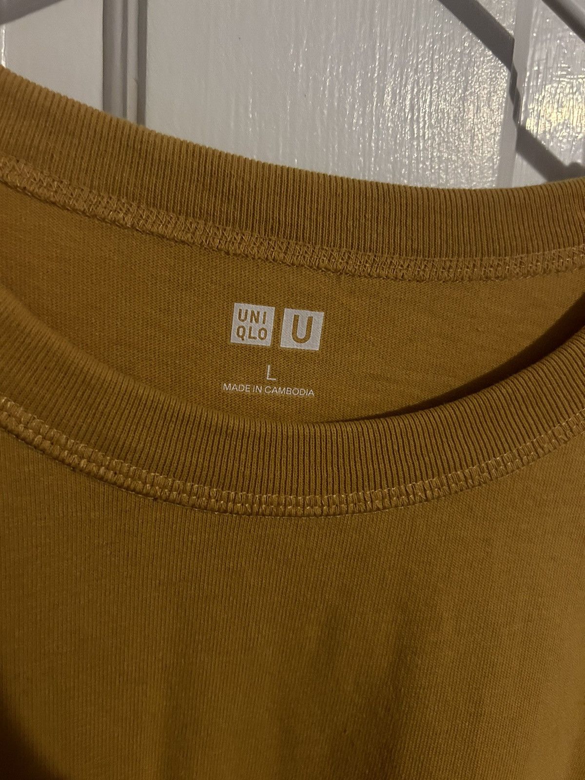 Uniqlo Uniqlo Mustard Yellow T-Shirt Size US L / EU 52-54 / 3 - 2 Thumbnail