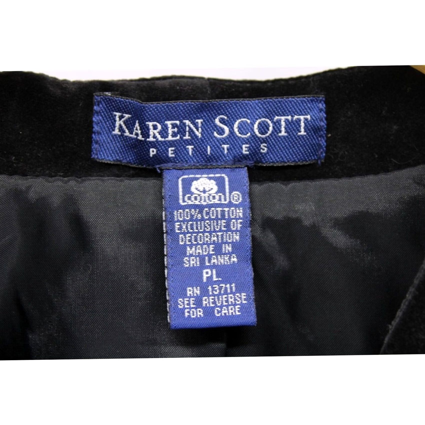 Vintage VINTAGE Karen Scott Women's Vest Black Velvet Snowman Holiday 90s Sz PL Petite Women's Christmas Embroidered Size L / US 10 / IT 46 - 6 Thumbnail
