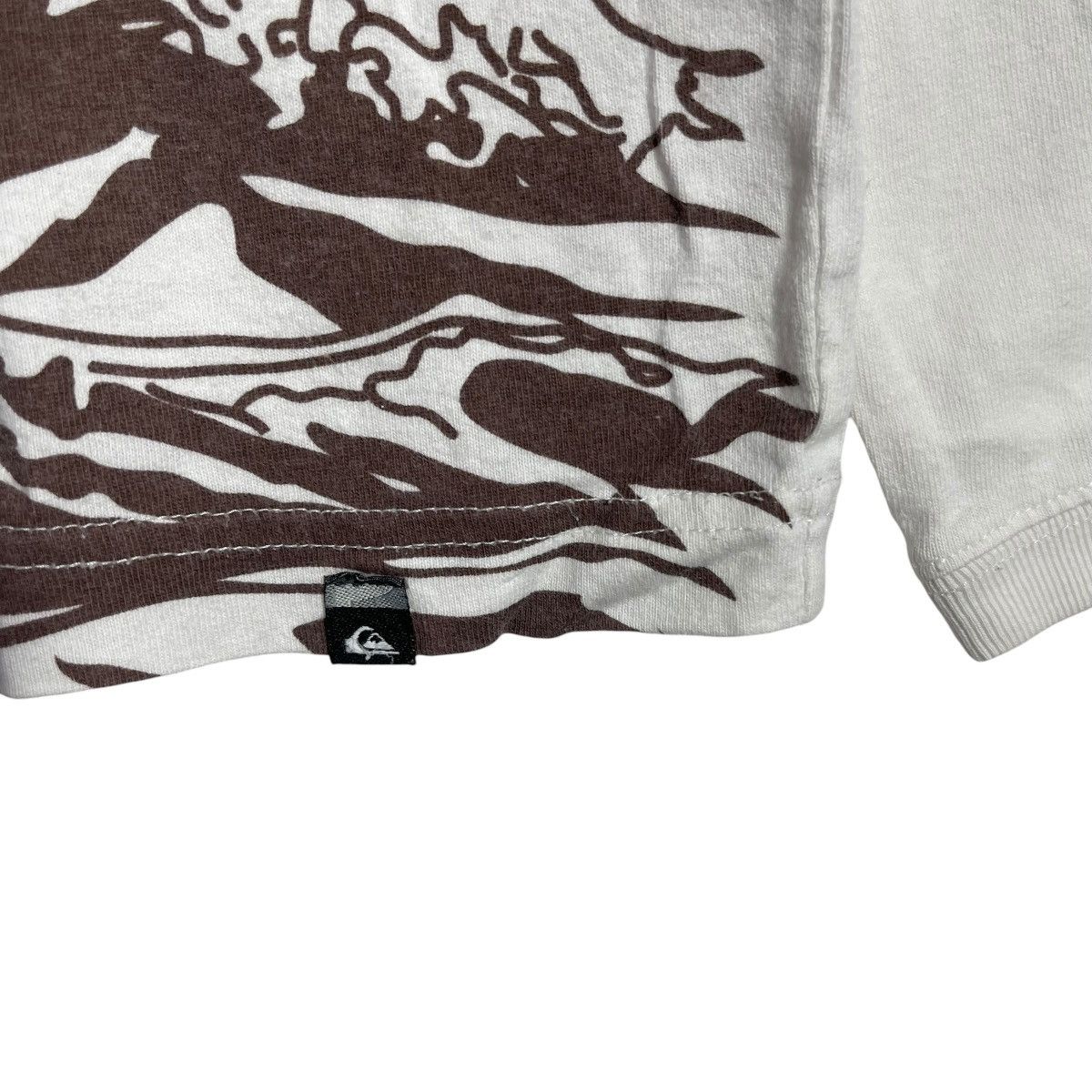 Quiksilver Quiksilver Great Wave Mount Fuji White Long Sleeve Tee Size US M / EU 48-50 / 2 - 6 Thumbnail