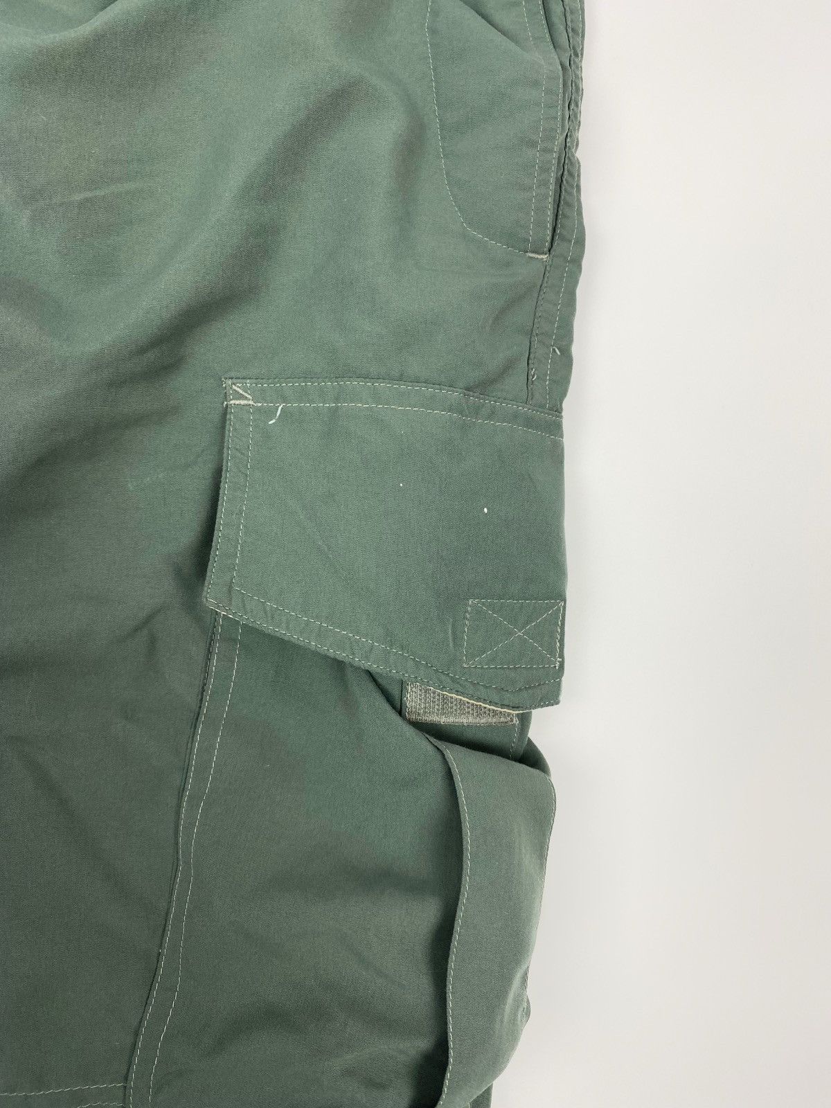Vintage Y2K Vintage CSActive Lightweight Parachute Cargo Pants Size US 35 - 7 Thumbnail