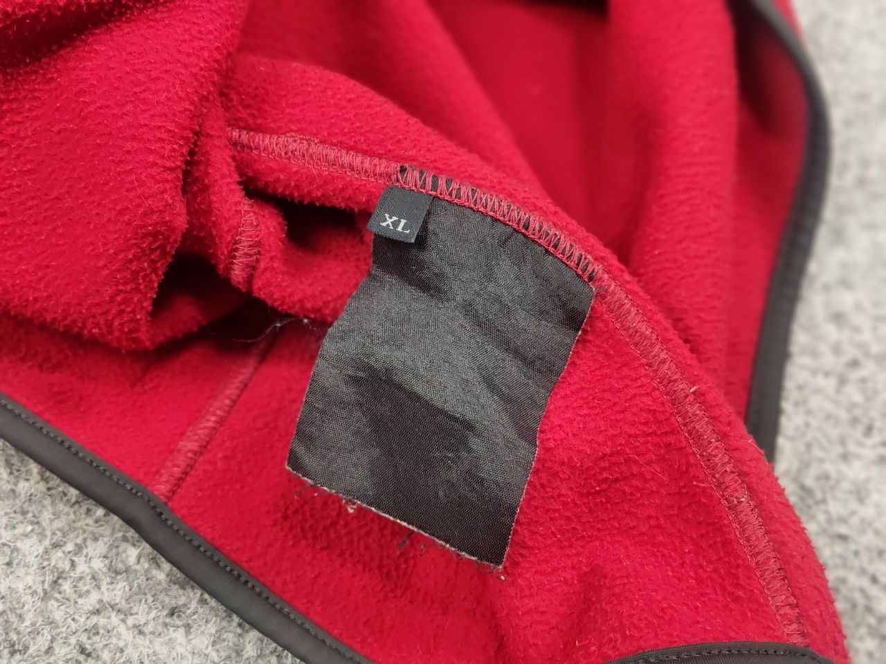 Prada Vintage 00's Prada Archive Red Fleece Full Zip Pullover Size XL / US 12-14 / IT 48-50 - 21 Thumbnail