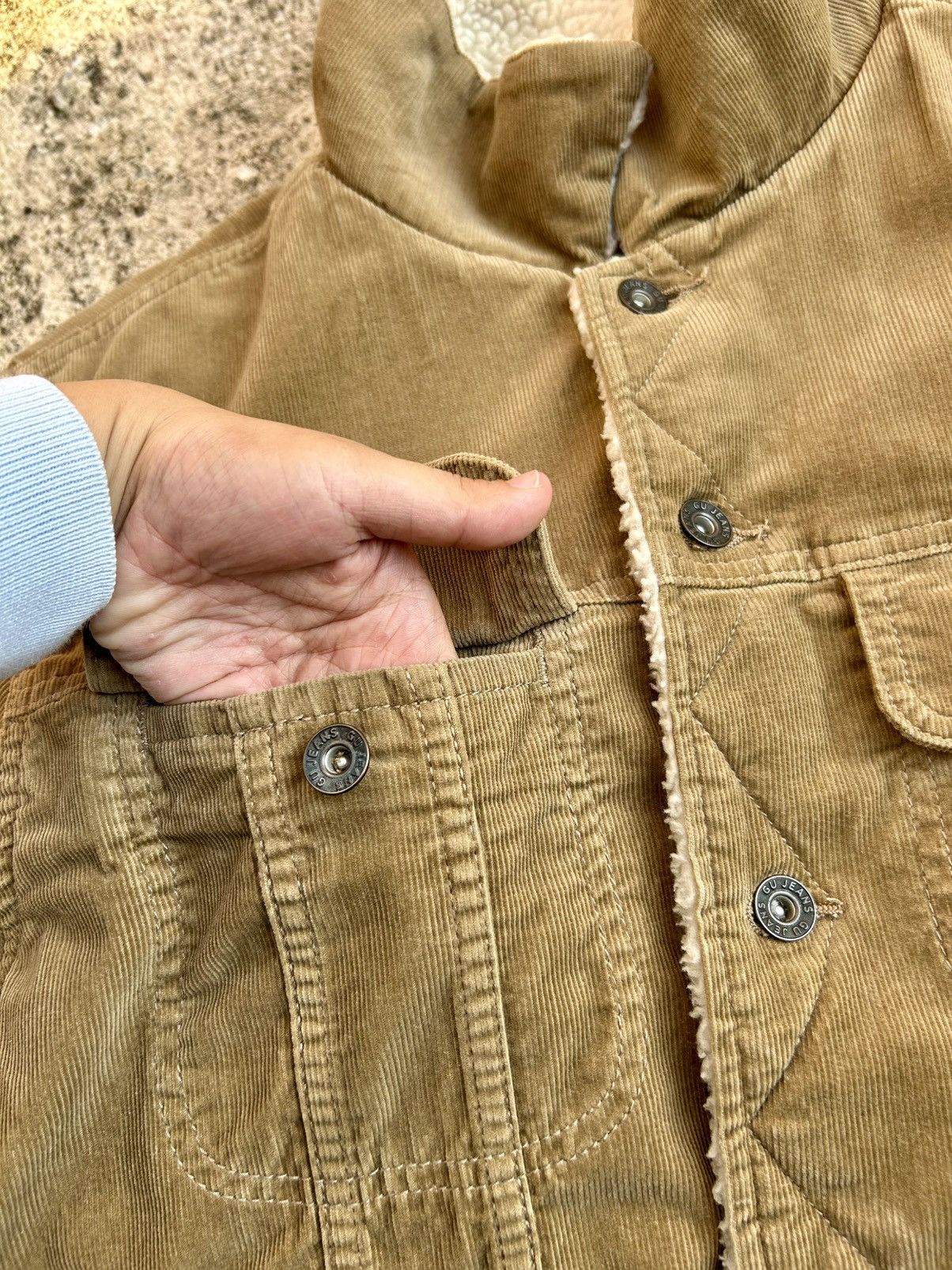 GU Vintage 1990s GU Corduroy Sherpa-Lined Trucker Jacket. Size US M / EU 48-50 / 2 - 7 Thumbnail