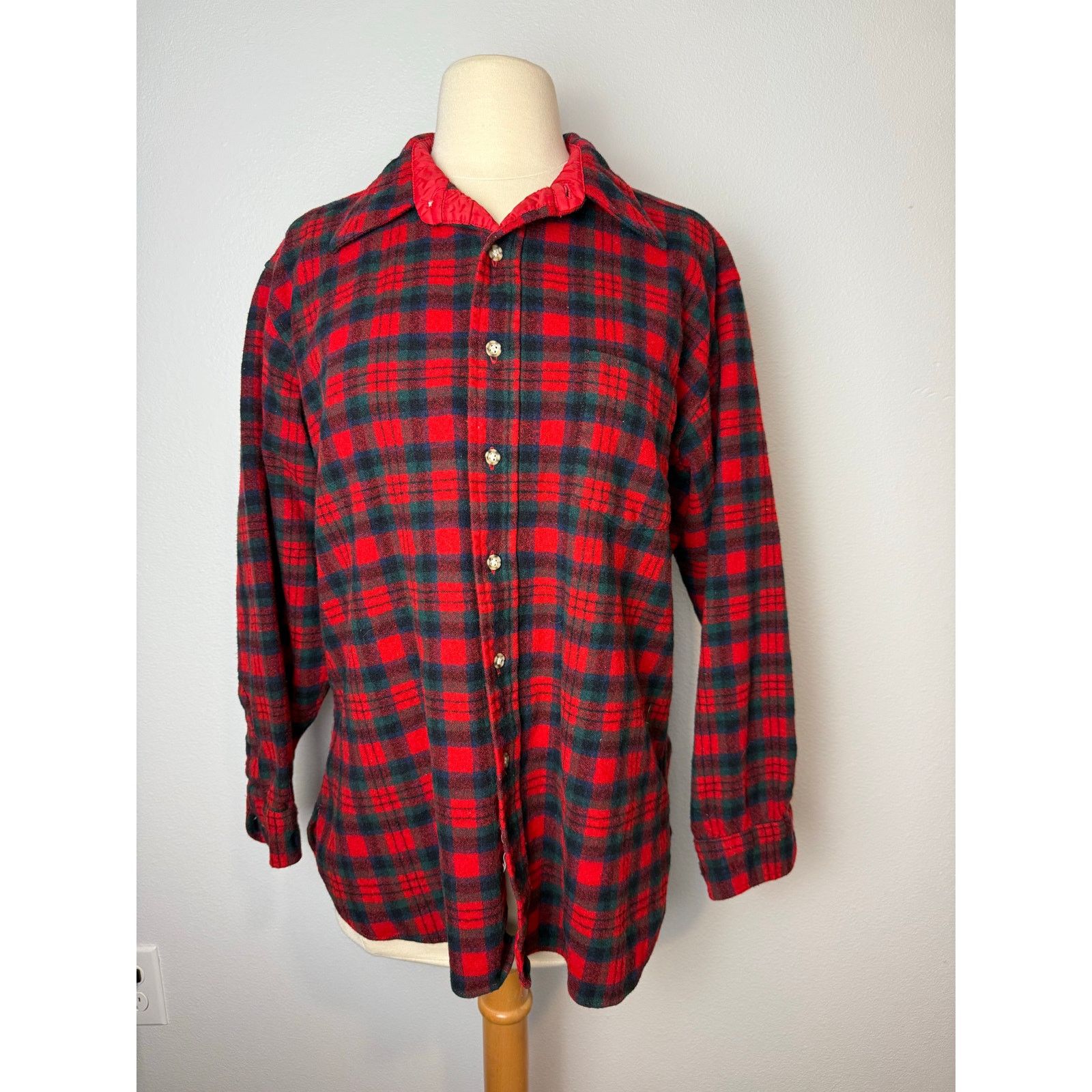 Pendleton Vintage Pendleton XL Flannel Shirt Red Tartan Plaid 100%Wool Size US XL / EU 56 / 4 - 5 Thumbnail