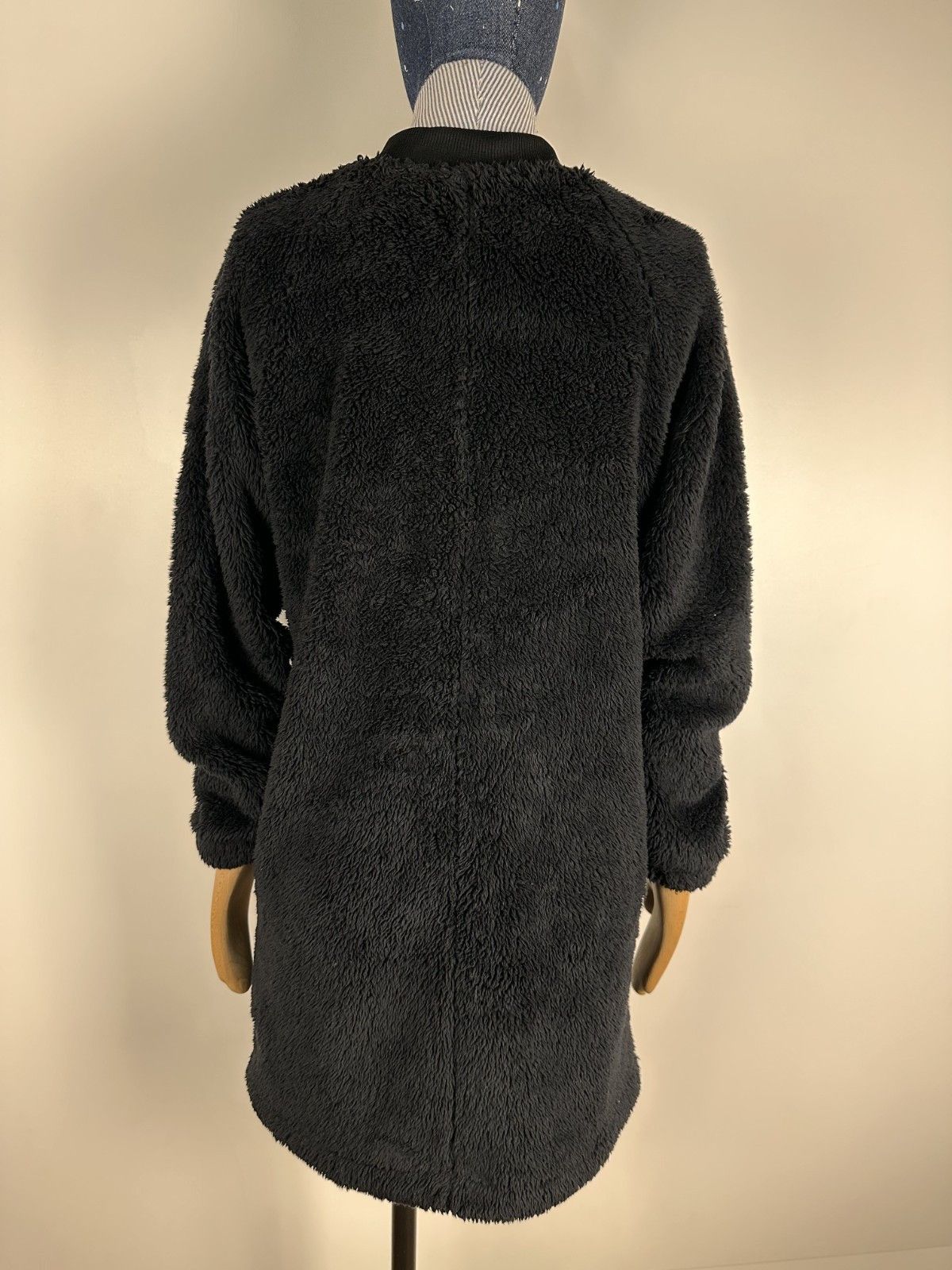 Nike Nike Deep Fleece Sherpa Jacket Long Black Girls L Womens S Size S / US 4 / IT 40 - 7 Thumbnail