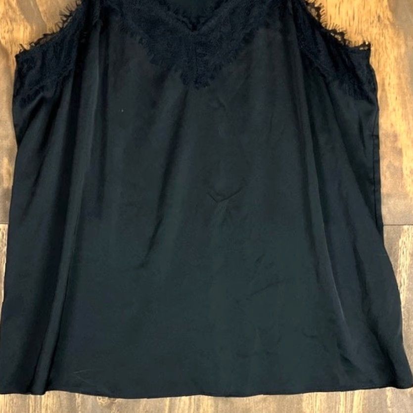 Express VINTAGE Express Womens Blouse Black V Neck Sleeveless Tank Lace Trim Stretch Large Size L / US 10 / IT 46 - 3 Thumbnail