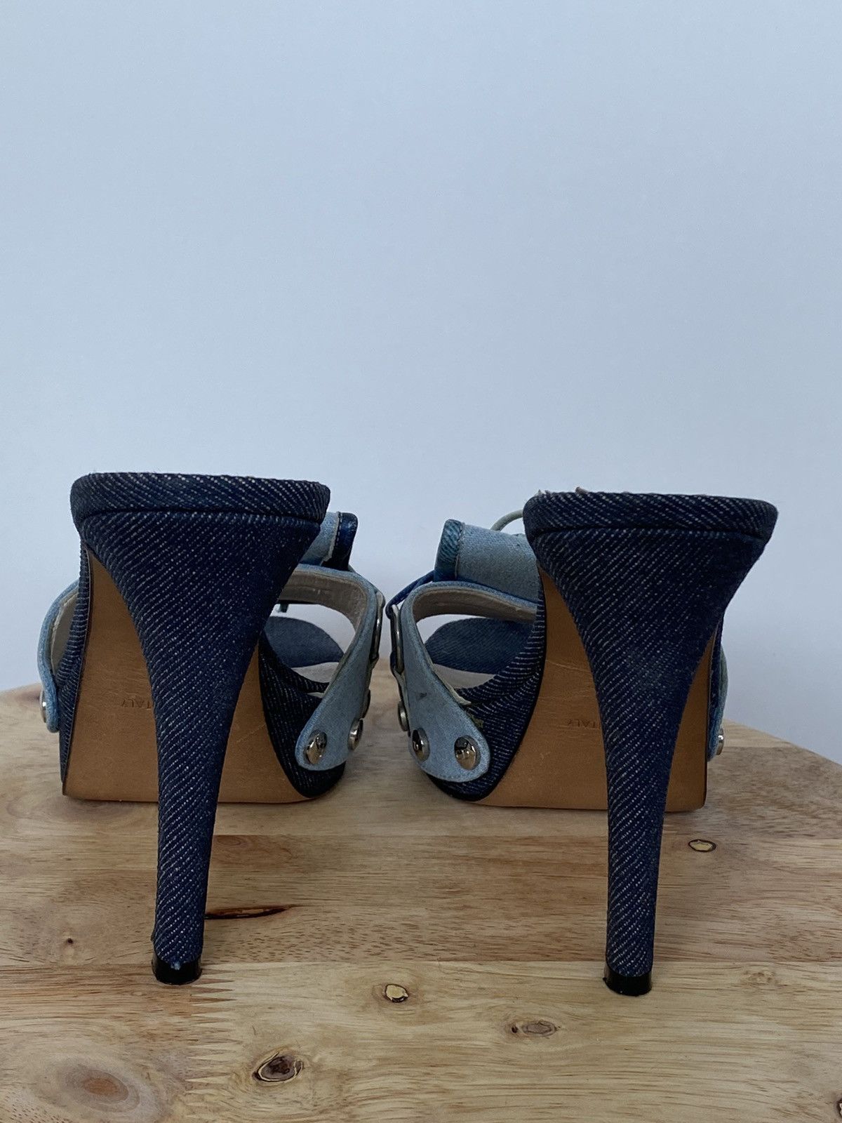 Dior RARE ❗️🚨Dior John Galliano Vintage Denim Mules in Blue Size US 7 / IT 37 - 7 Thumbnail