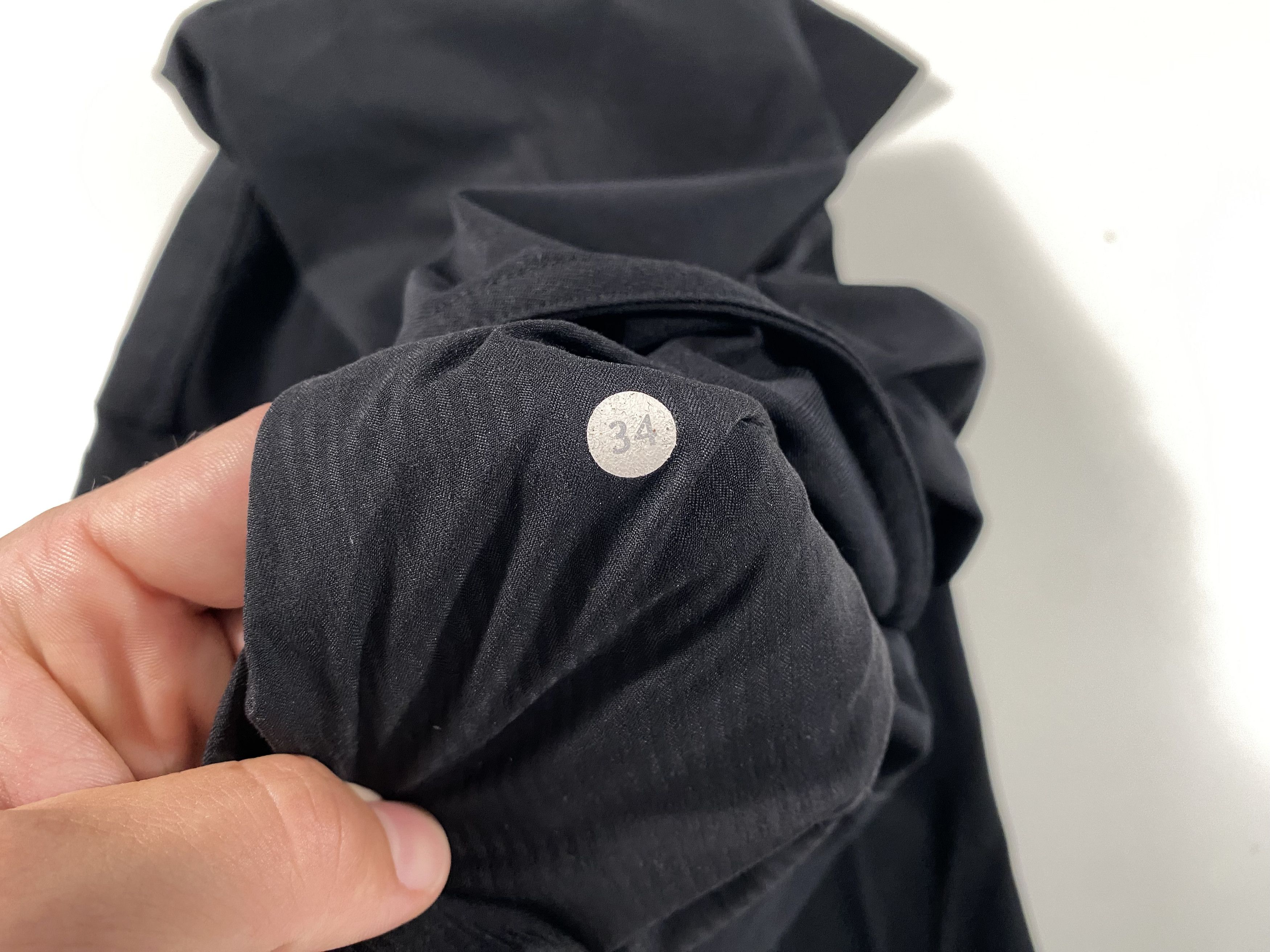 Lululemon Lululemon Slim Fit Commission Pants Black 32x30 Size US 32 / EU 48 - 6 Thumbnail