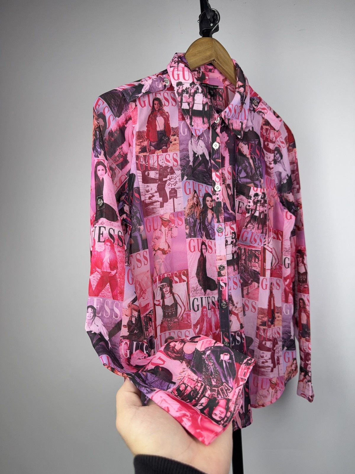 Guess Avant Garde Guess Pink All Over Magazine Print Mesh Shirt Size XS / US 0-2 / IT 36-38 - 4 Thumbnail