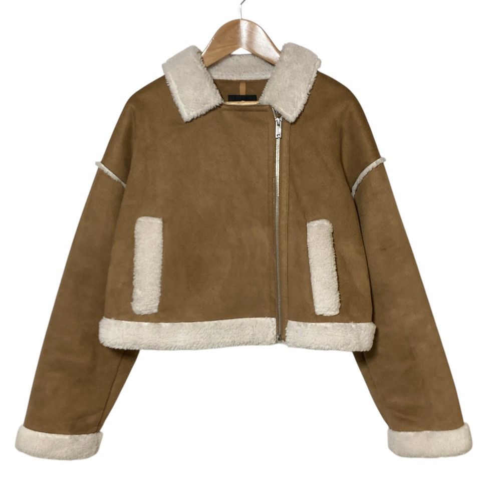 Ugg UGG UGG Faux Shearling Cropped Jacket Plastic / Synthetic Outerwear DUTY FREE for USA Size ONE SIZE - 1 Thumbnail