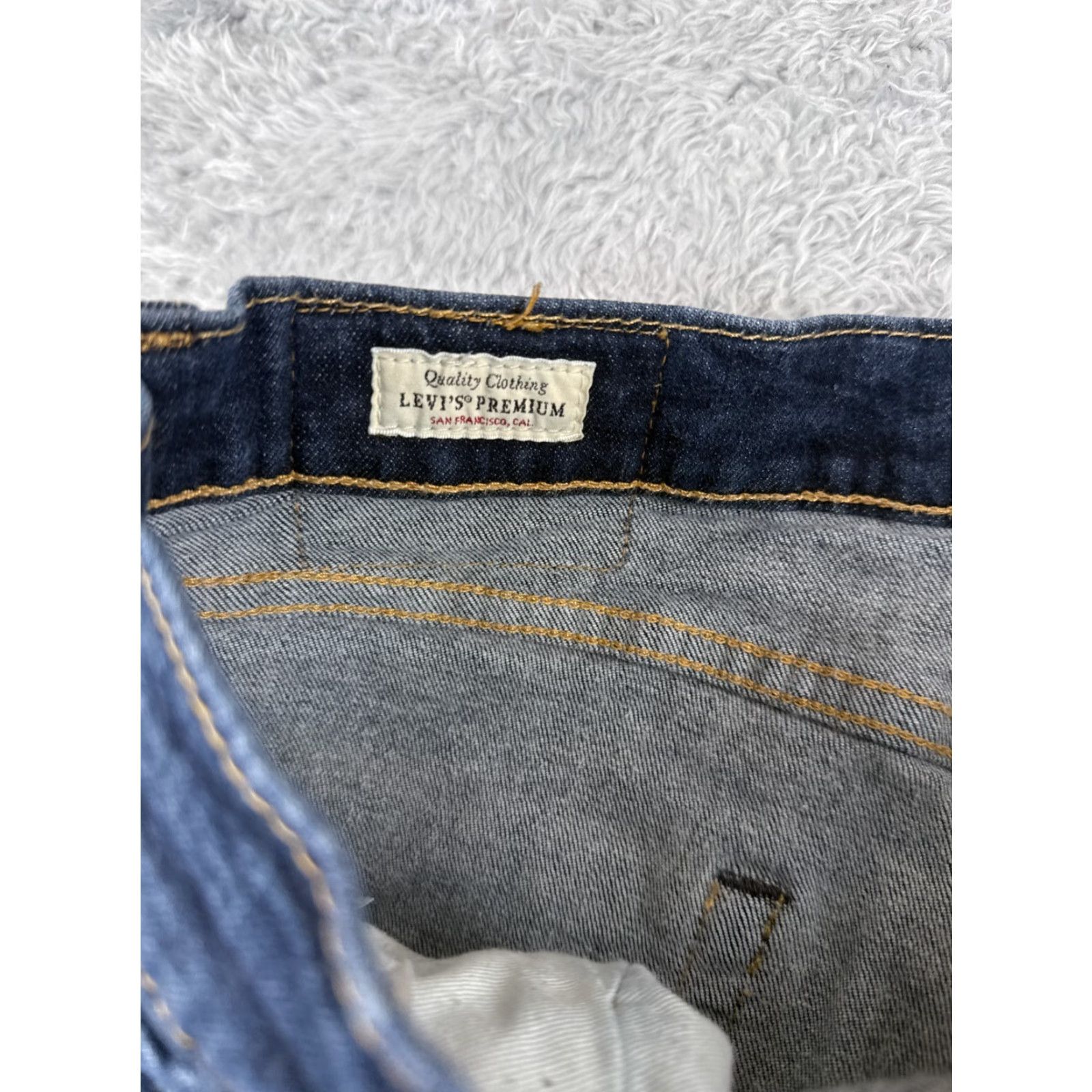 Levi's Levi's Jeans Men 33 Blue Denim 502 Straight Mid Rise 5-Pocket Distressed Cotton Premium 31x31 Vintage No Size US 33 - 6 Thumbnail