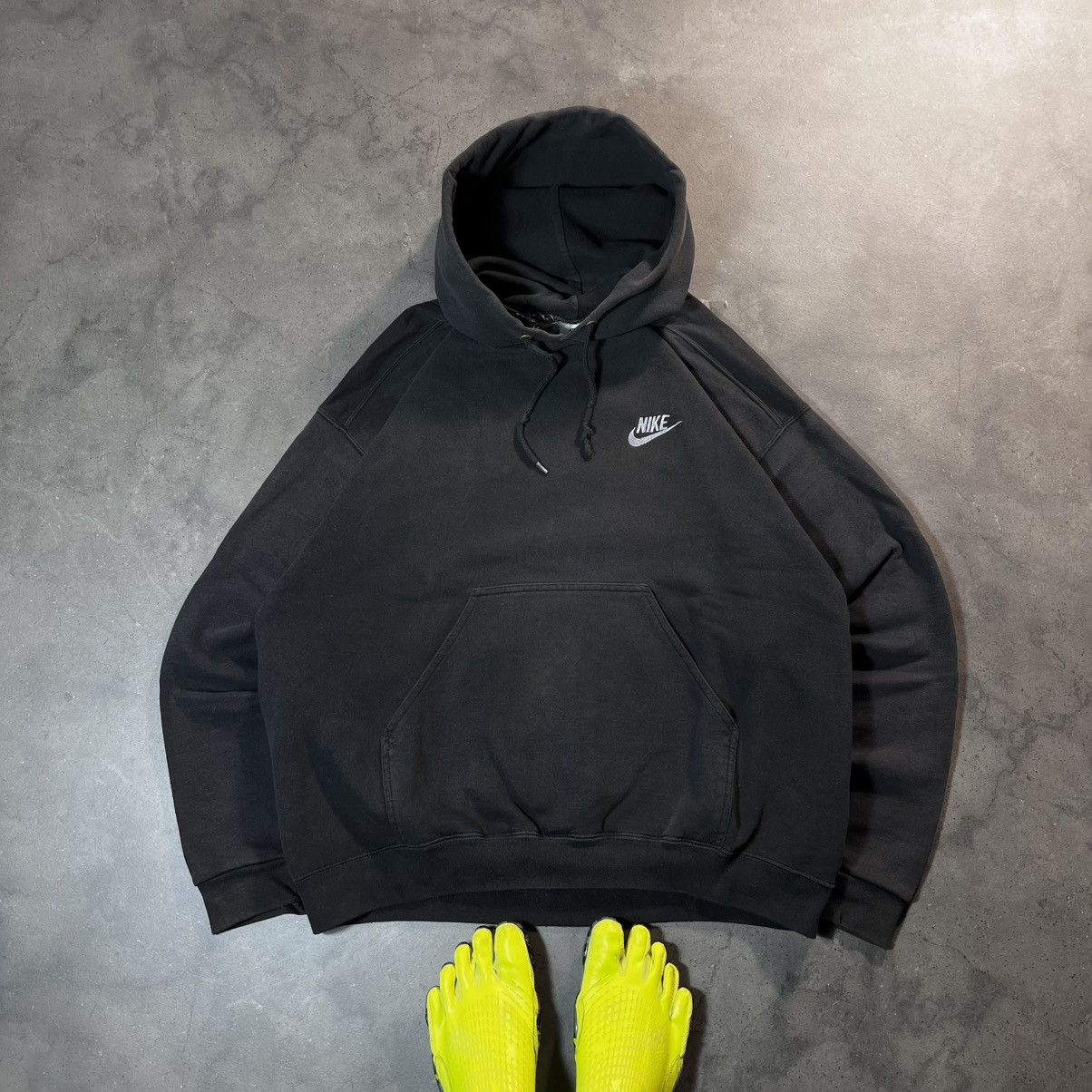 Nike Vintage 90s Nike Small Swoosh Logo Boxy Baggy Hoodie Size US XL / EU 56 / 4 - 1 Thumbnail