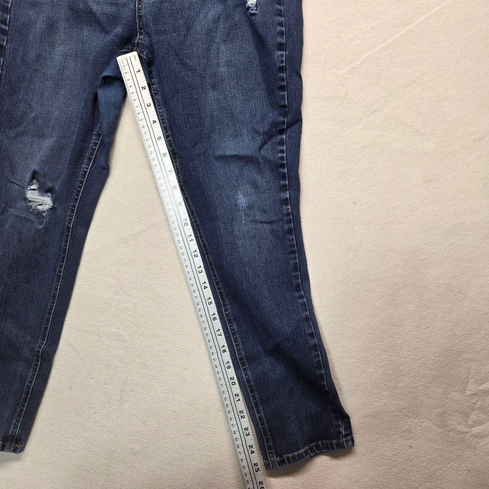 Vintage Time And Tru Jeans Denim Blue Dark Wash Skinny Mid Rise 16 Regular Women Blue Stretch Pockets 2010s Jeans Women Size 38" / US 16 / IT 52 - 7 Thumbnail