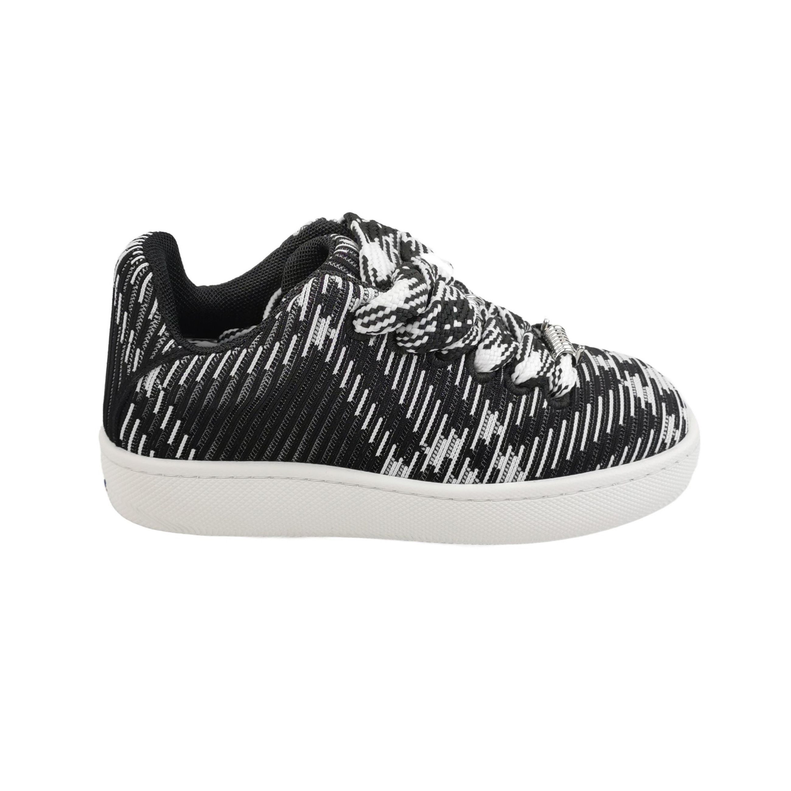 Burberry Burberry Women 7 Lowtop Sneakers Size US 7 / IT 37 - 1 Thumbnail