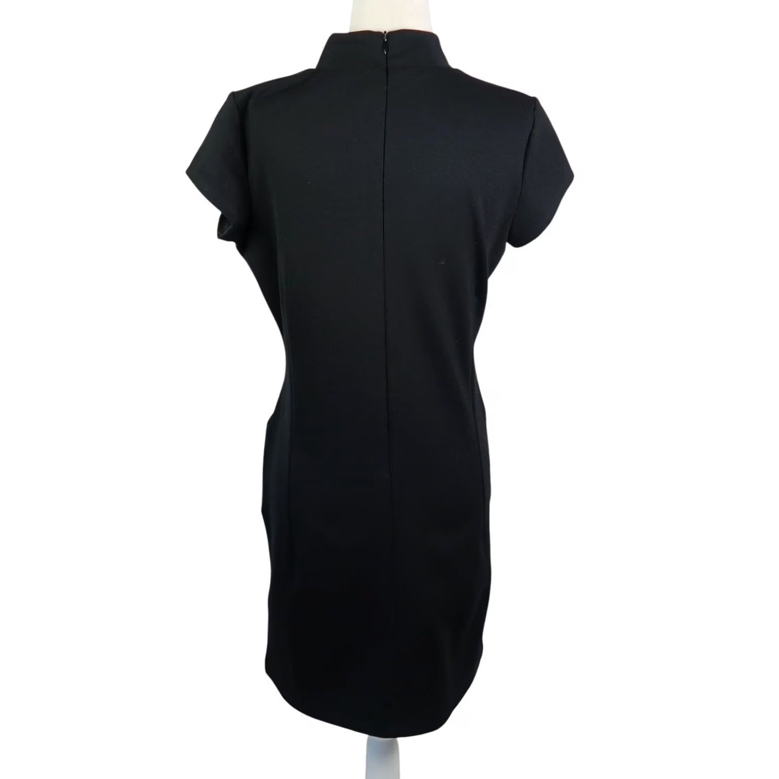 Liz Claiborne Liz Claiborne Black Mockneck Sheath Dress Knee Length S Petite Dress Womens Black Mock Neck Knee Length Short Sleeve Zip Back Polyester Rayon Spandex Size S / US 4 / IT 40 - 4 Thumbnail