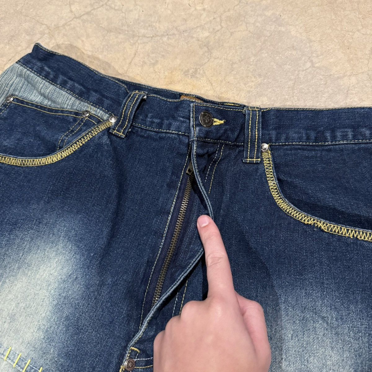 Vintage Vtg 2000s Raw Blue Faded Patchwork Baggy Jeans Y2K JNCO Size US 34 / EU 50 - 7 Thumbnail