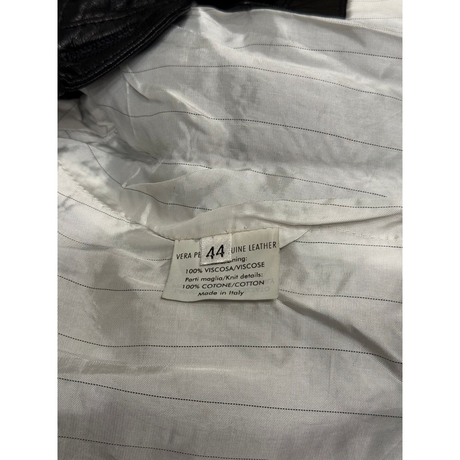 Saint Laurent Paris 2000s Yves Saint Laurent by Tom Ford python bomber jacket Size US S / EU 44-46 / 1 - 8 Thumbnail