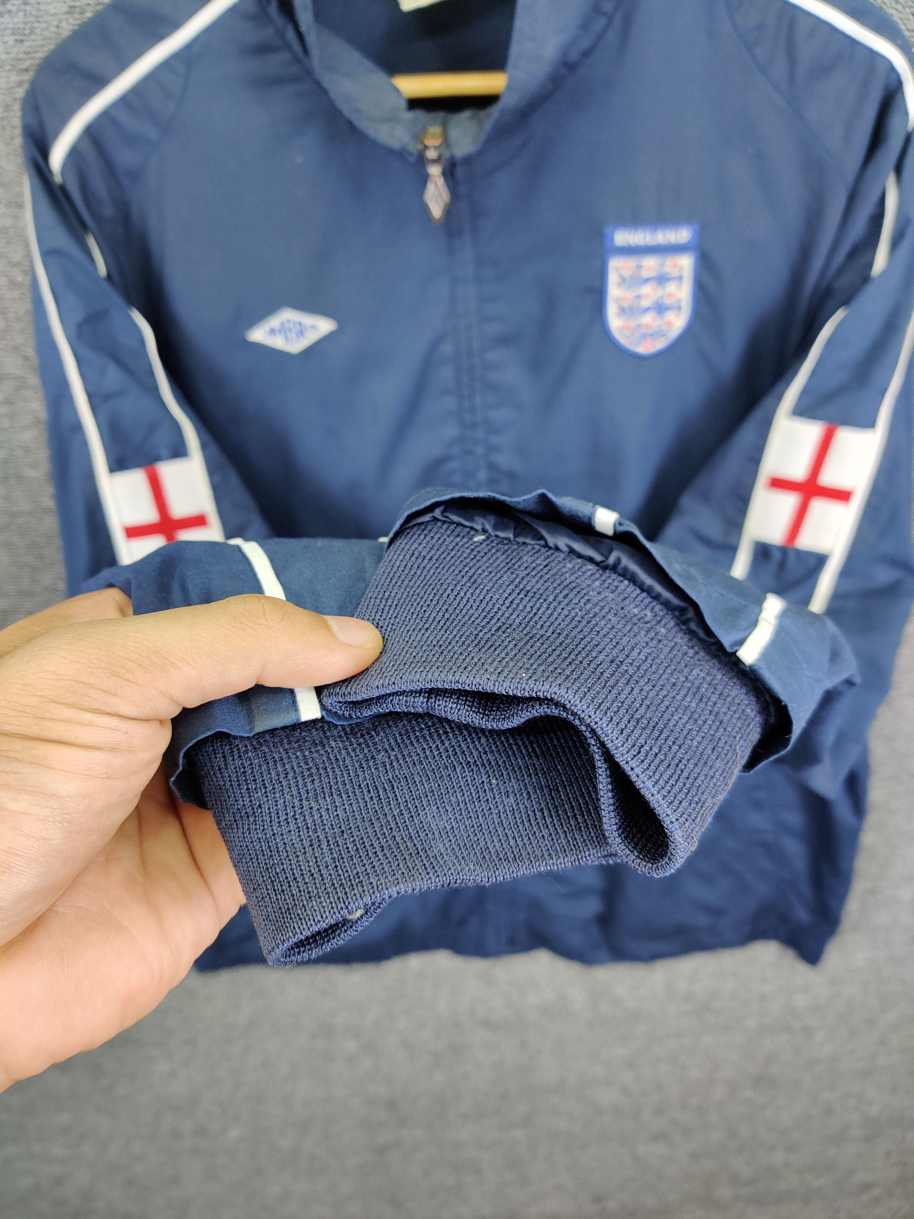 Umbro Vintagen Umbro x England Football Winbreaker Light Jacket Size US L / EU 52-54 / 3 - 10 Thumbnail