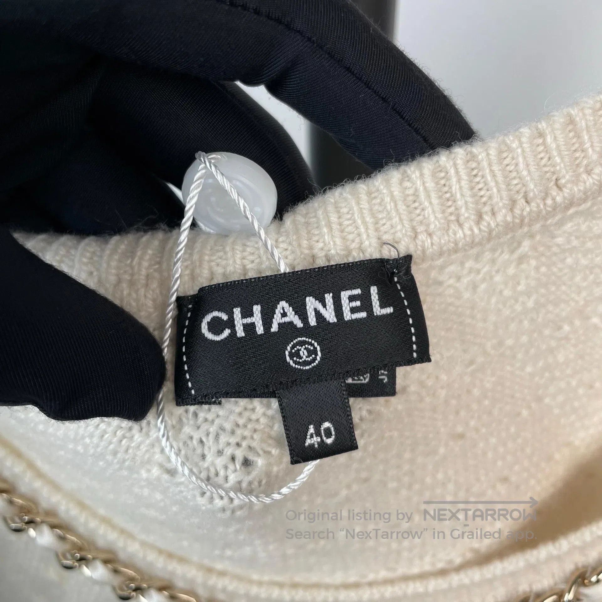 Chanel Chanel Beige Leather Strap Rolled Edge Two Pocket Sleevele Size S / US 4 / IT 40 - 6 Thumbnail