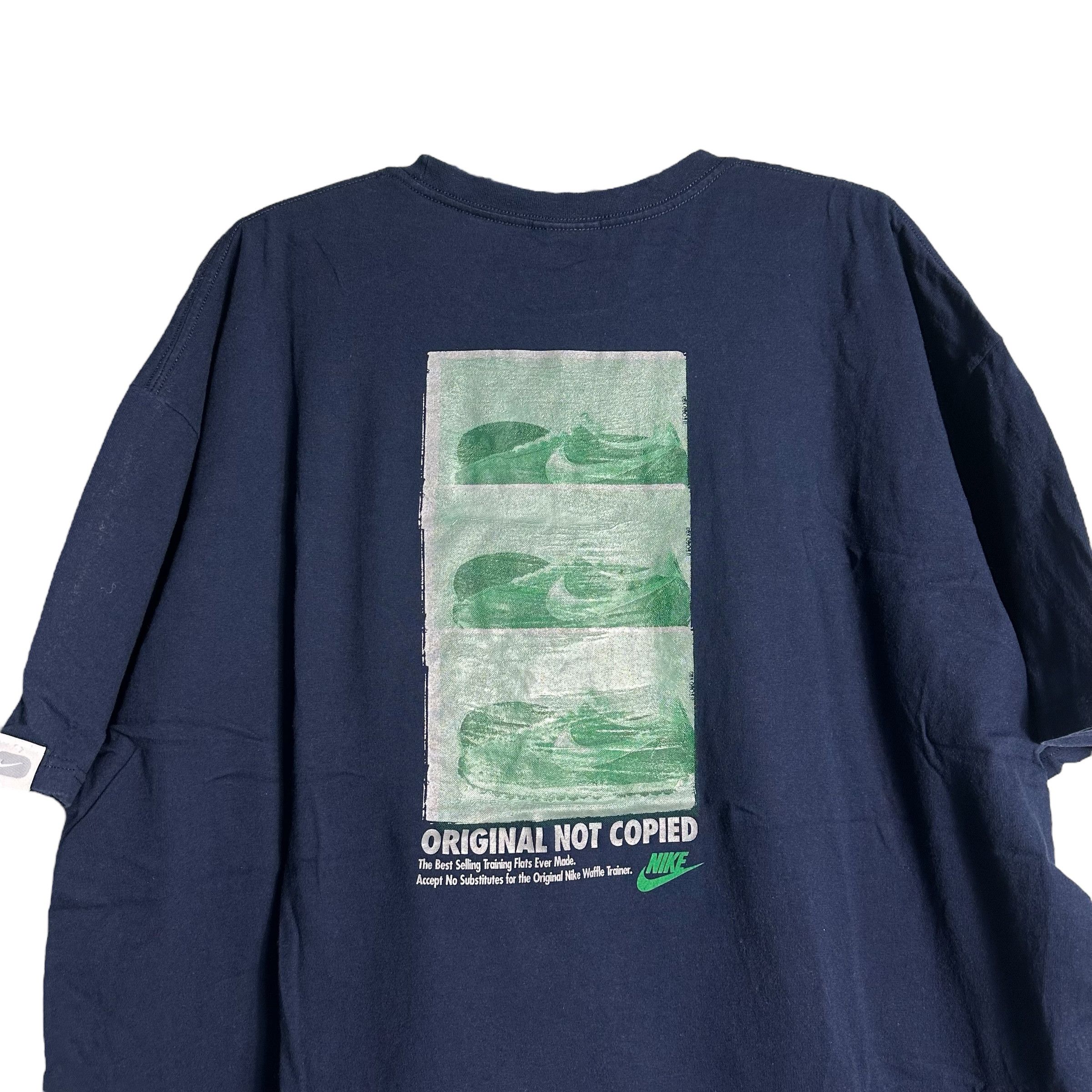 Nike 🔥RARE🔥Vintage Nike All Print Waffle Trainer Shoes T-shirt Size US XXL / EU 58 / 5 - 5 Thumbnail