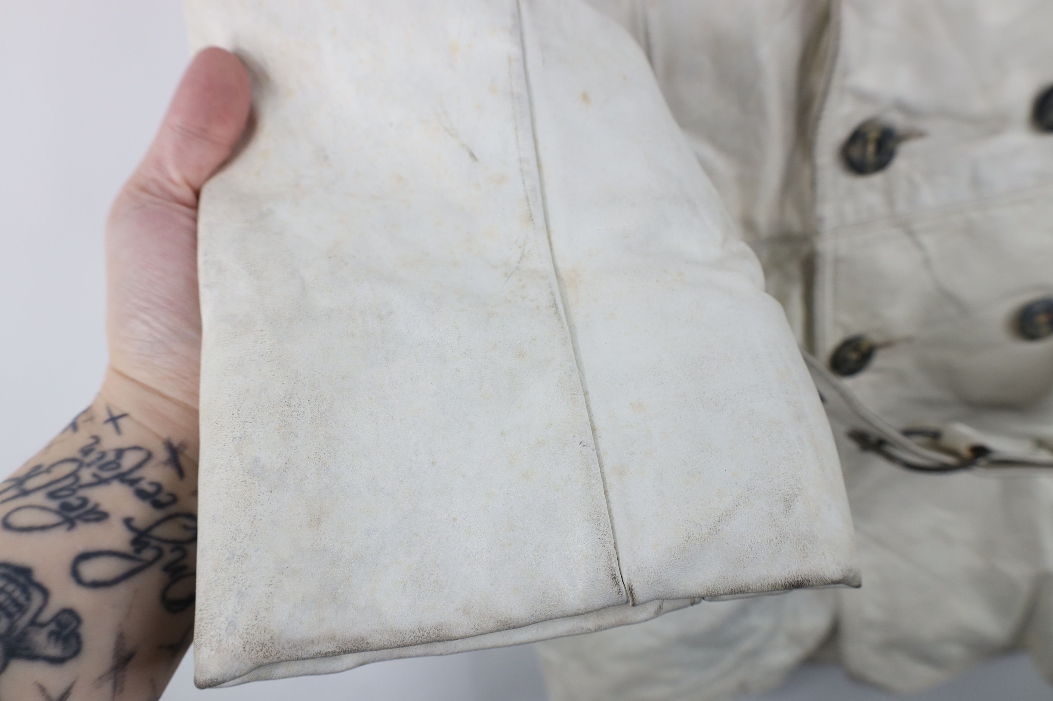 Vintage Vintage 70s Streetwear Leather Trench Coat Jacket White Size US L / EU 52-54 / 3 - 6 Thumbnail