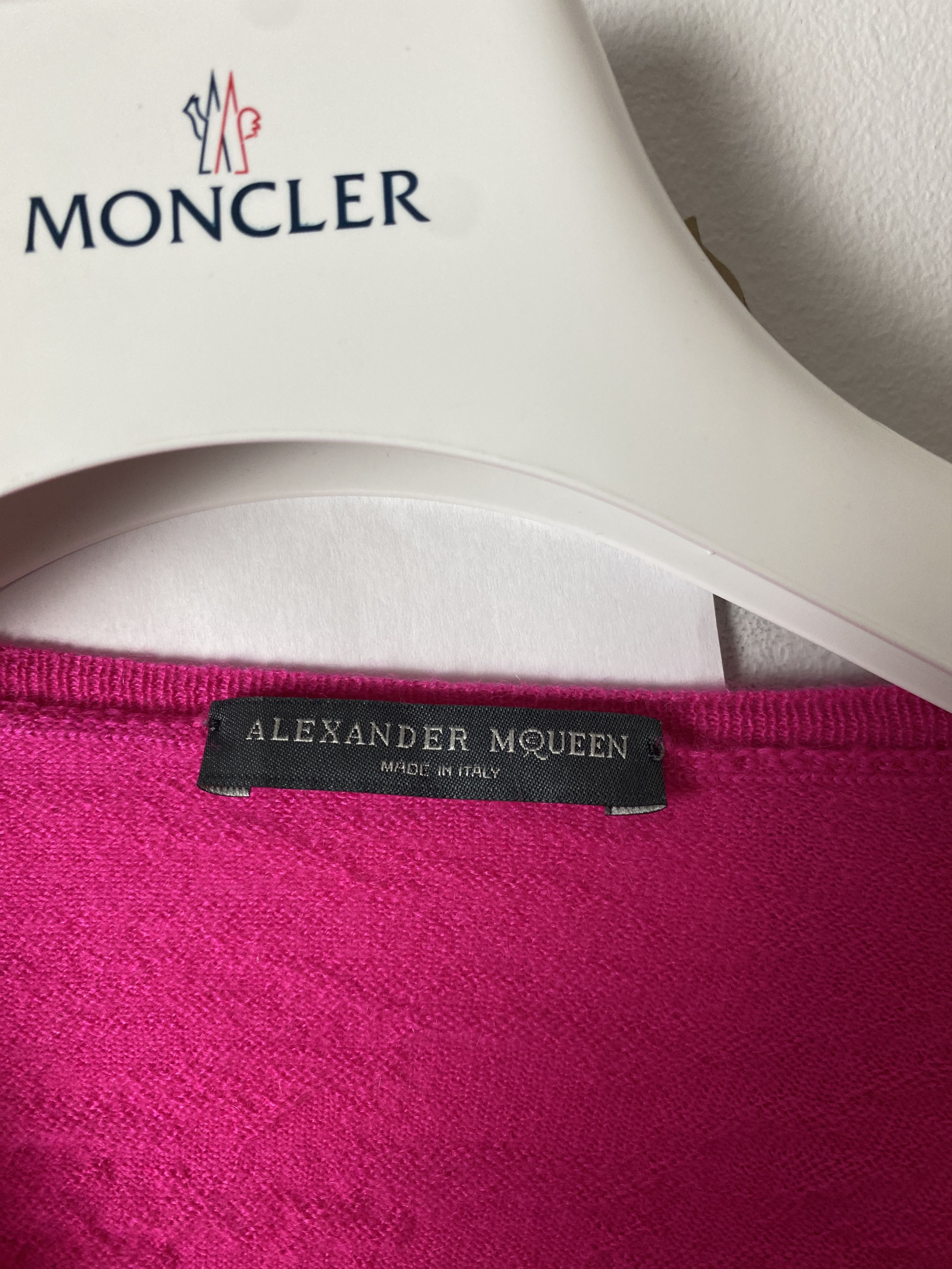 Alexander McQueen Alexander McQueen cashmere asymetric dress knitwear Size M / US 6-8 / IT 42-44 - 4 Thumbnail