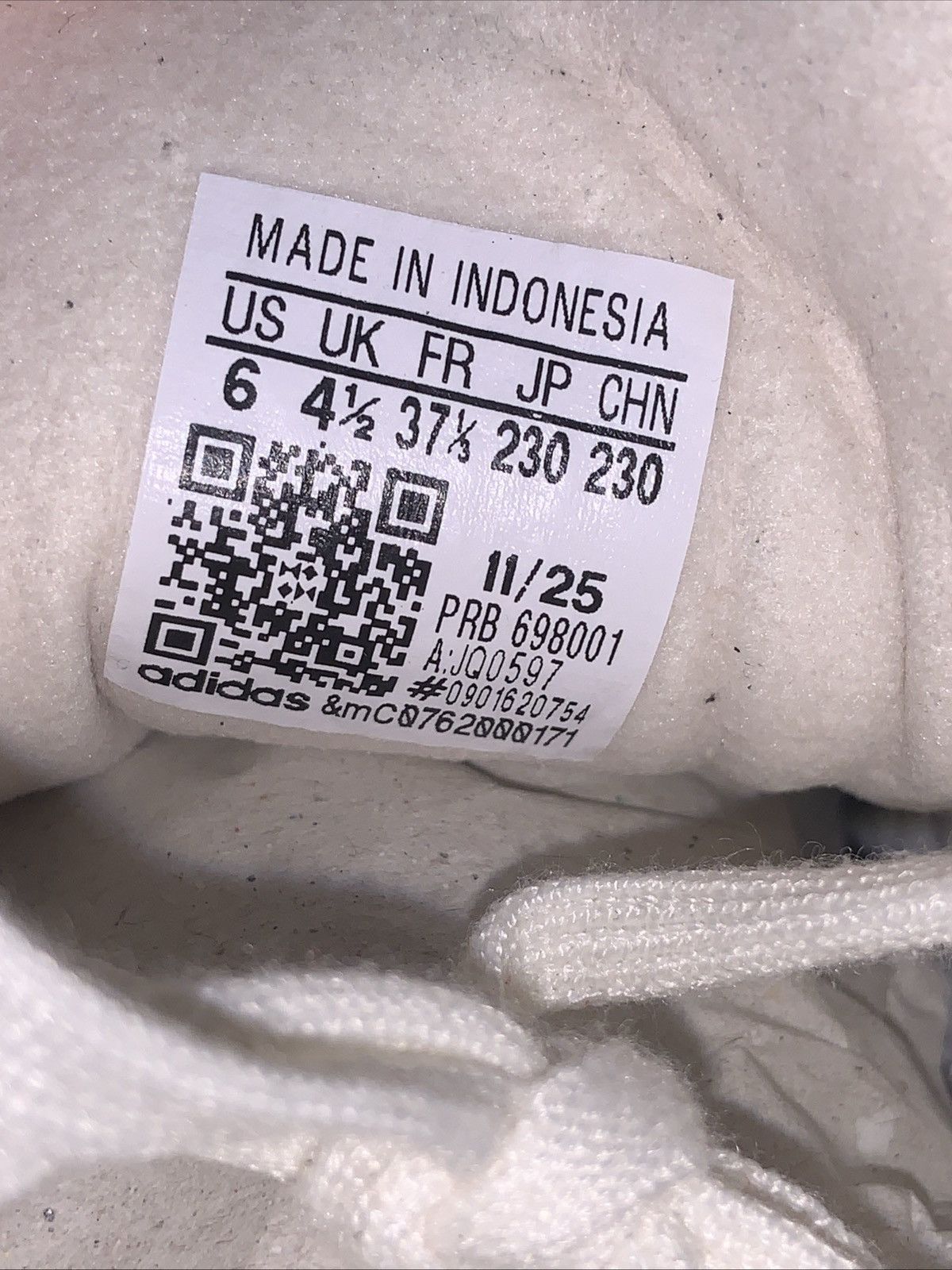 Adidas Women’s Tokyo Adidas - Size 6 - Off White/ Black True 2 Size Size US 6 / IT 36 - 6 Thumbnail