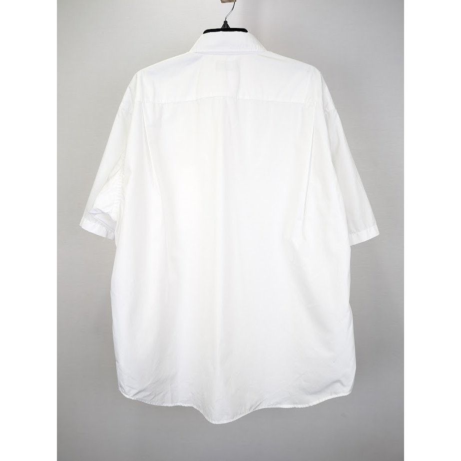 Balenciaga o1rshd1 Q:2 / Technical Poplin S/S Large Fit Shirt in White Size US S / EU 44-46 / 1 - 8 Thumbnail