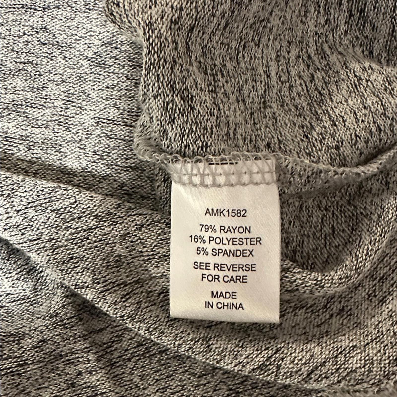 Other Alison Andrew’s Large Bell Sleeve Keyhole Long sleeve NWOT Size L / US 10 / IT 46 - 5 Thumbnail