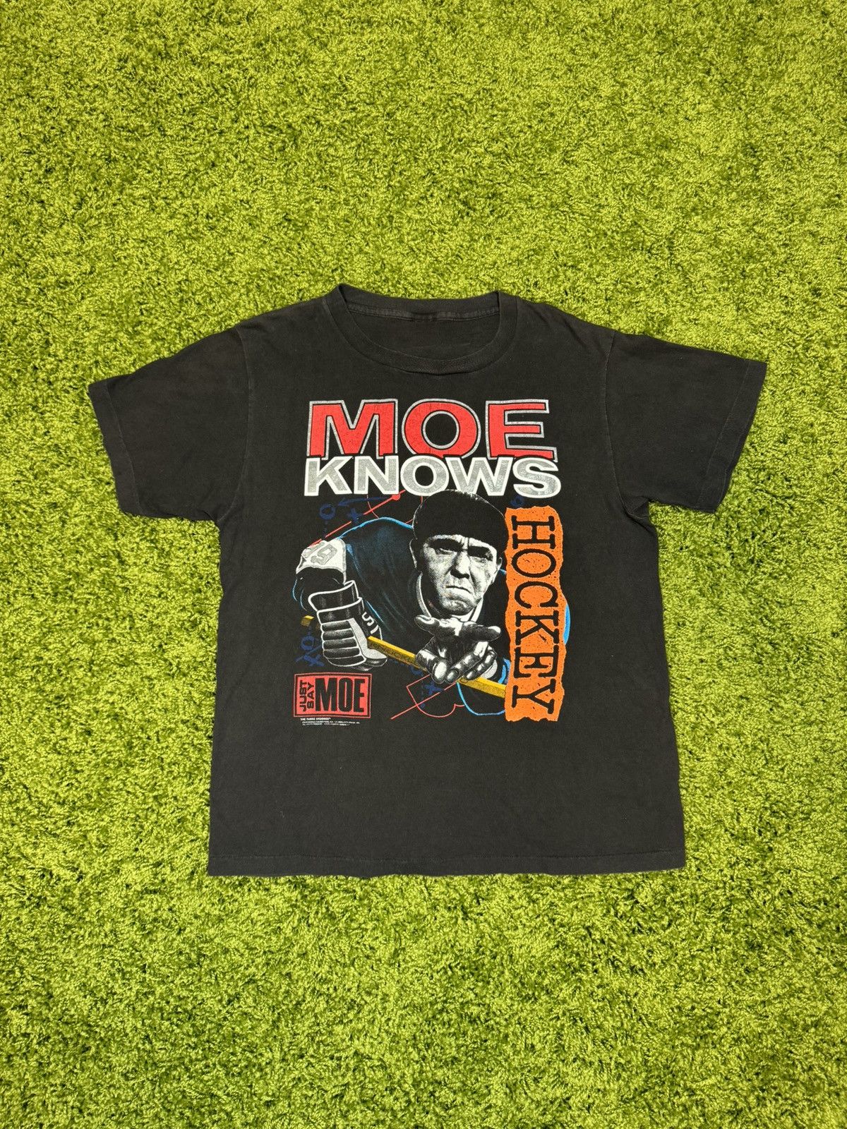 Vintage 1990 The Three Stooges Moe Knows Hockey Tee Size US L / EU 52-54 / 3 - 1 Thumbnail