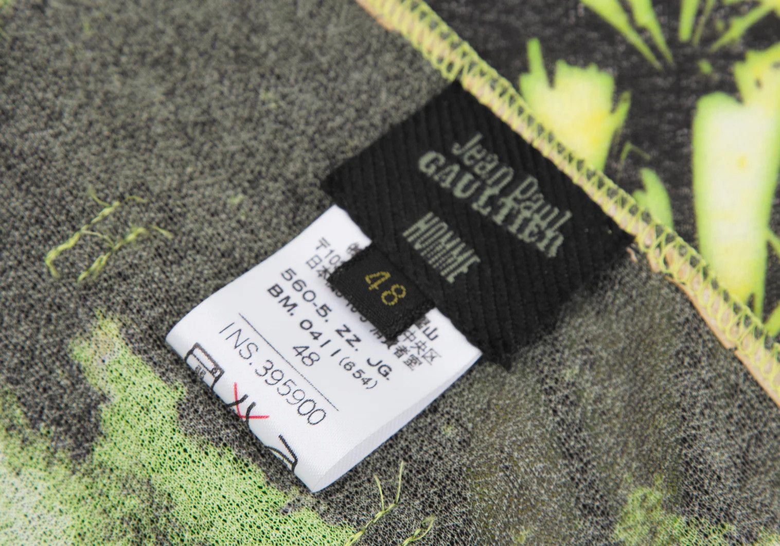 Jean Paul Gaultier Floral Print Large Scarf in Green and Black Size ONE SIZE - 9 Thumbnail