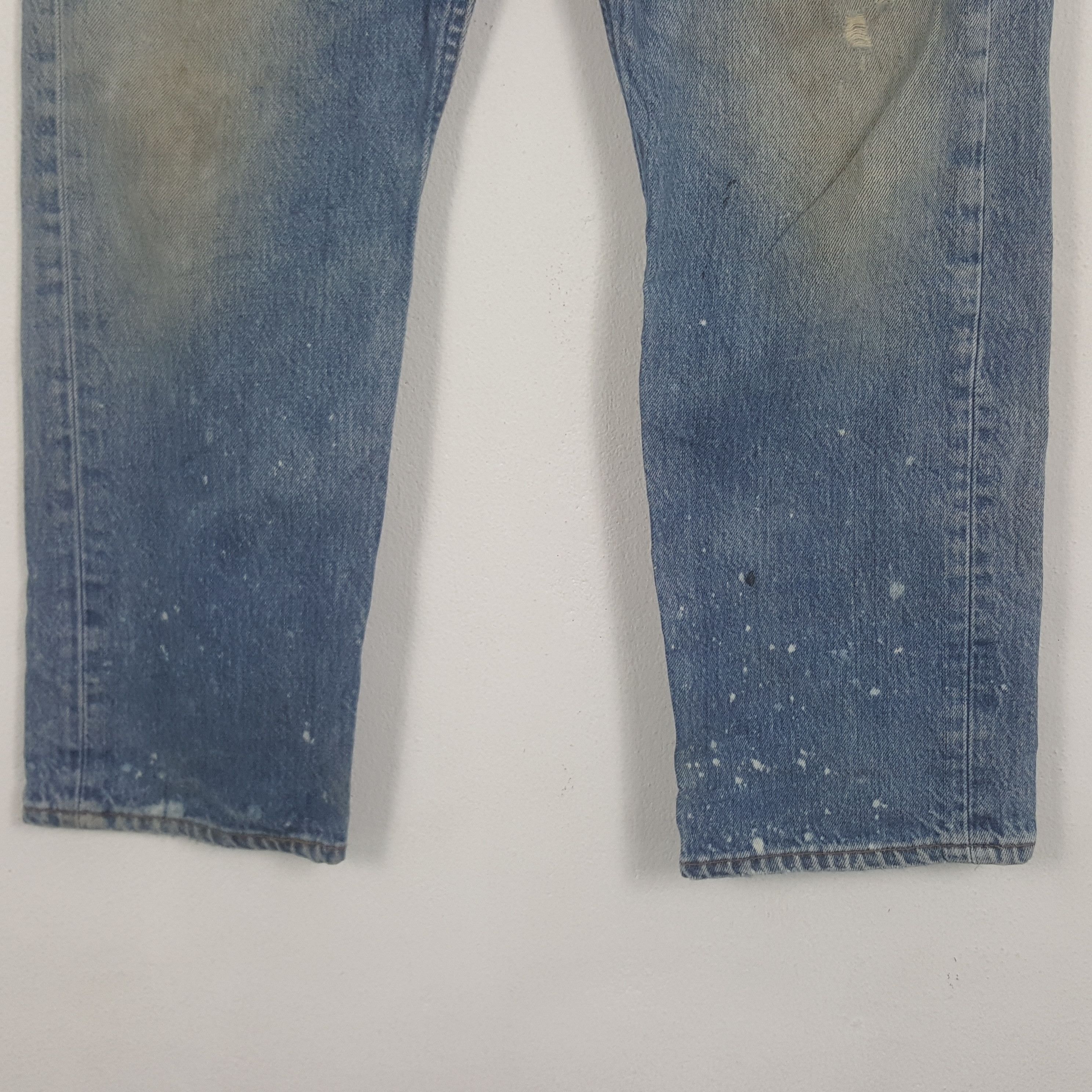 Vintage Levi's 501 Distressed Grunge Style Denim Jeans