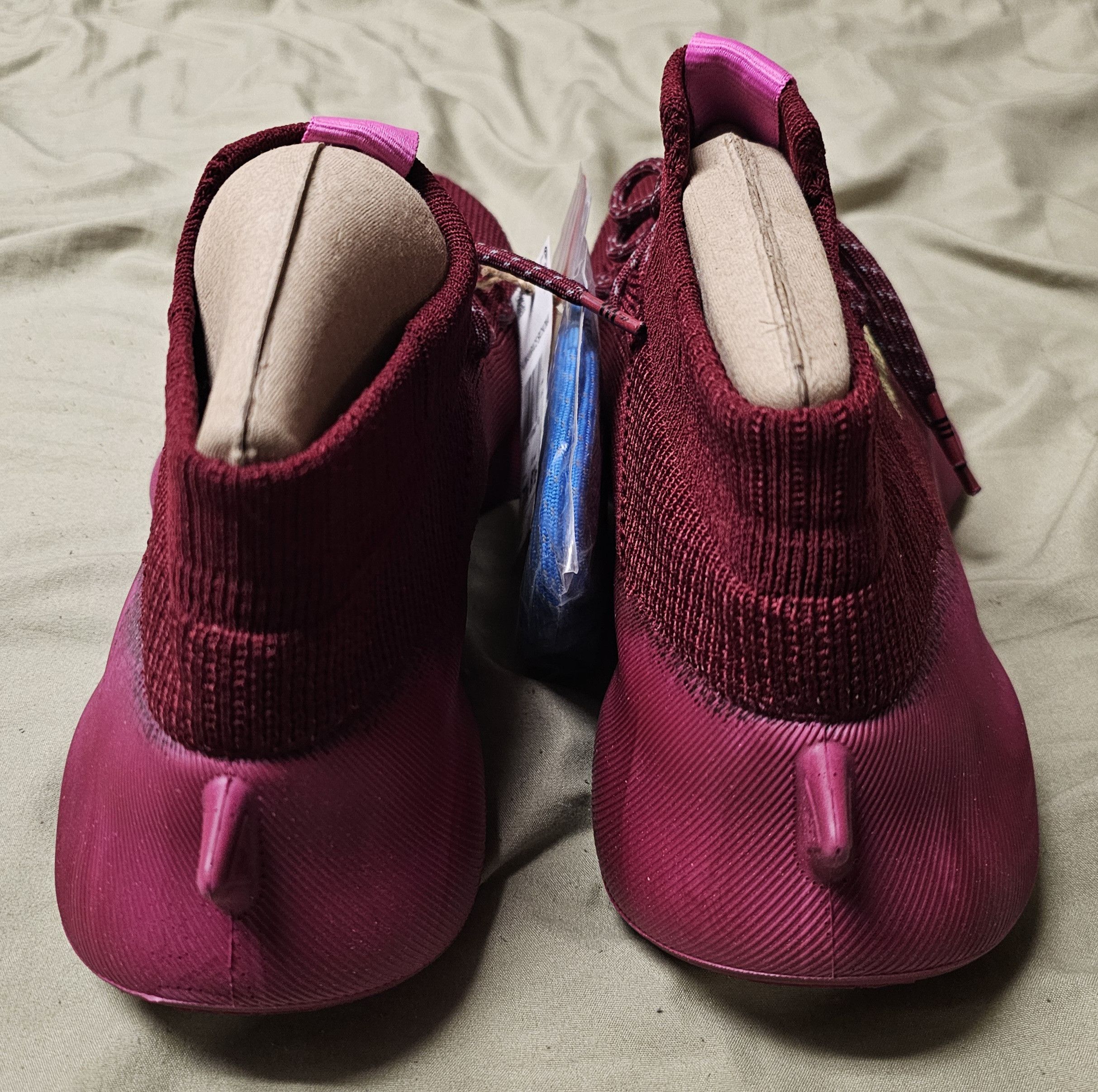 Humanrace × Pharrell ADIDAS HUMANRACE SIČHONA BURGUNDY Size US 7.5 / EU 40-41 - 3 Thumbnail